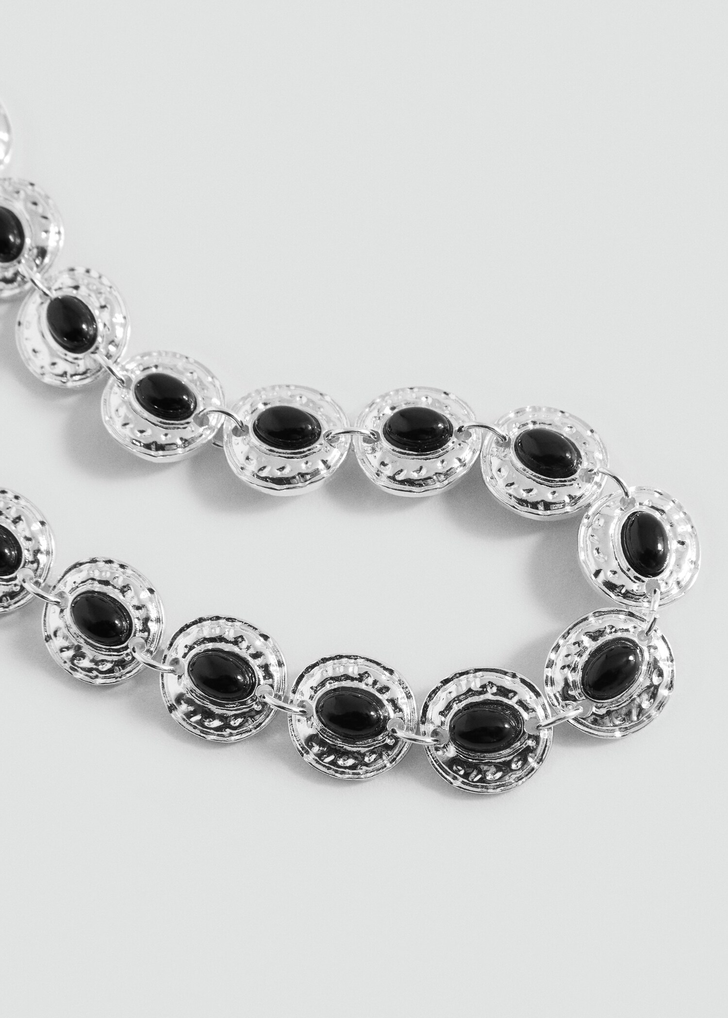 Metal appliqué choker - Medium plane