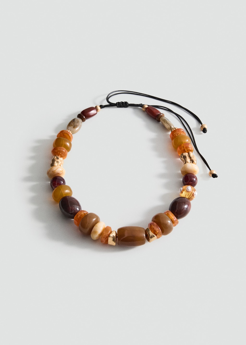 Maxi necklace with combined resin balls