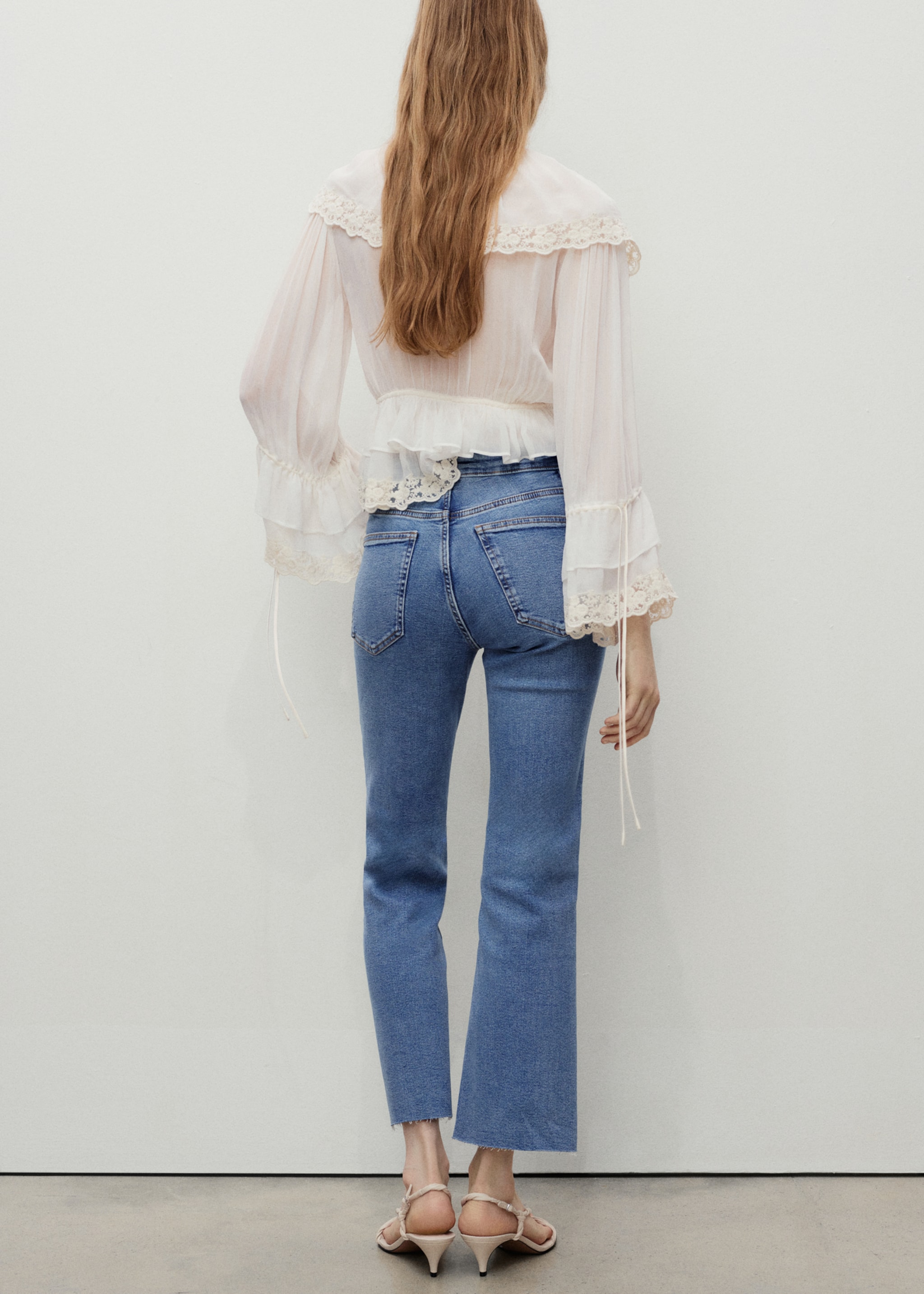 Flared-Crop-Jeans Sienna - Rückseite des Artikels