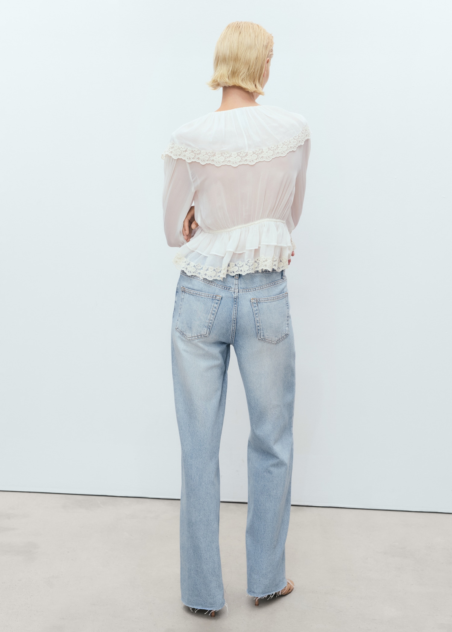 Danila wideleg high-rise jeans - Reverse of the article
