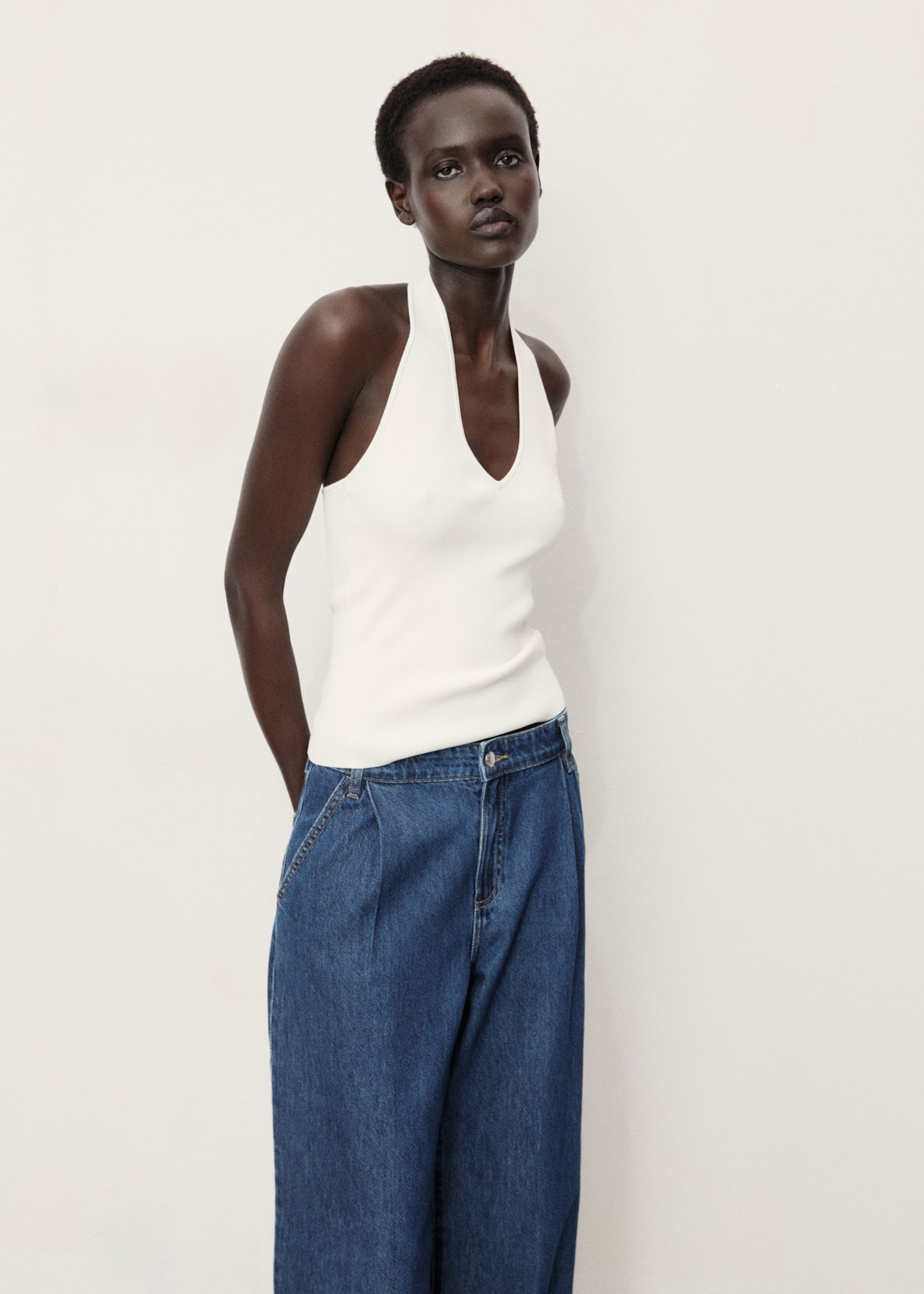 Wide-leg pleated jeans - Details of the article 1