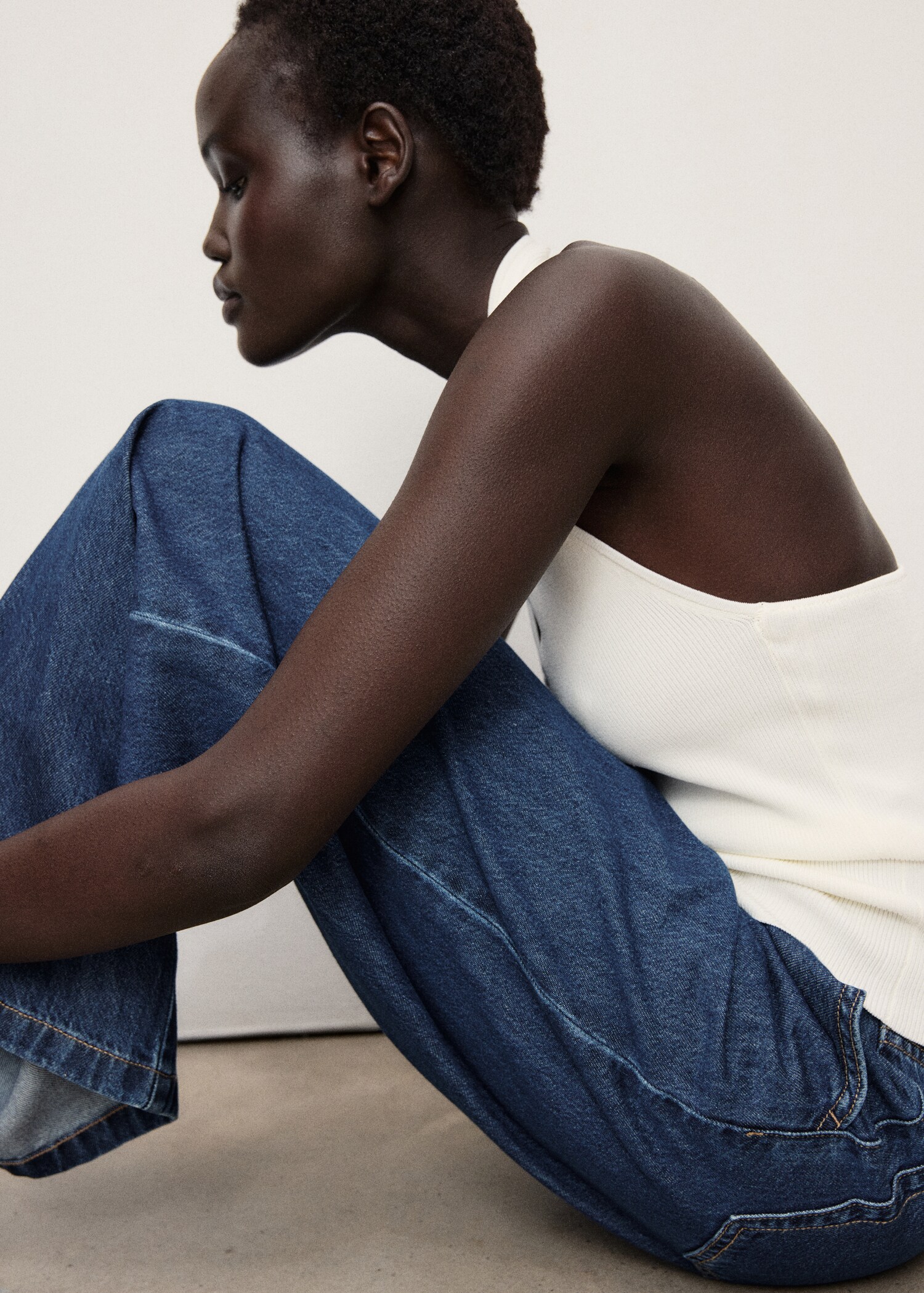 Wide-leg pleated jeans - Details of the article 2