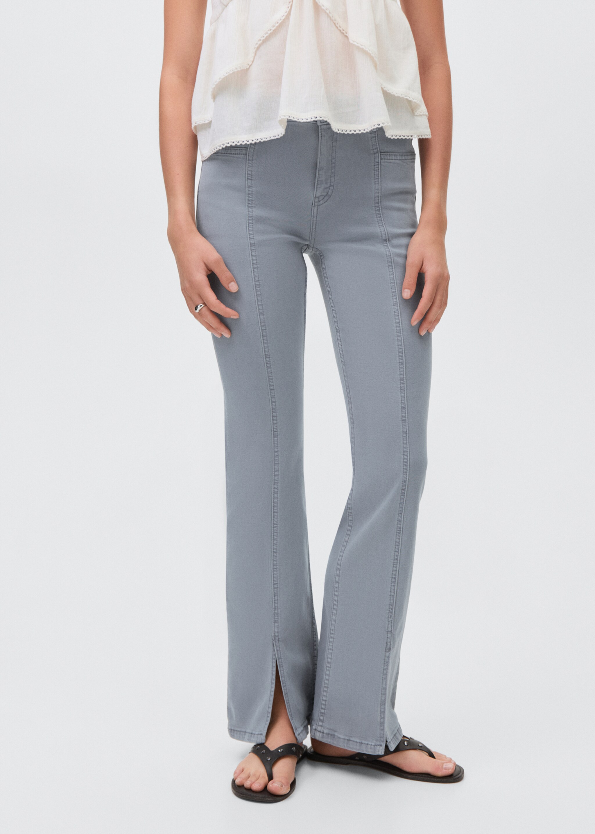Flared jeans with opening - Medium plane