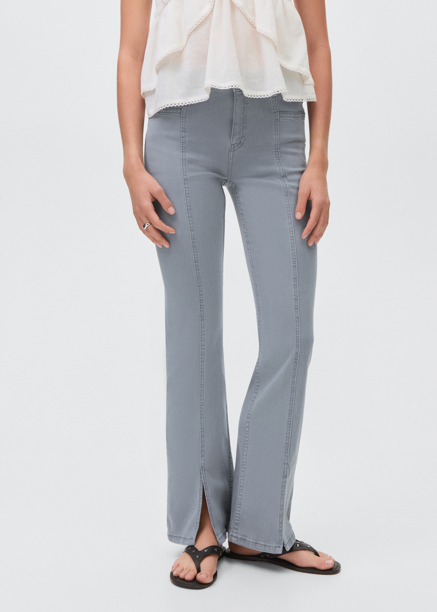 Flared jeans with opening - Medium plane