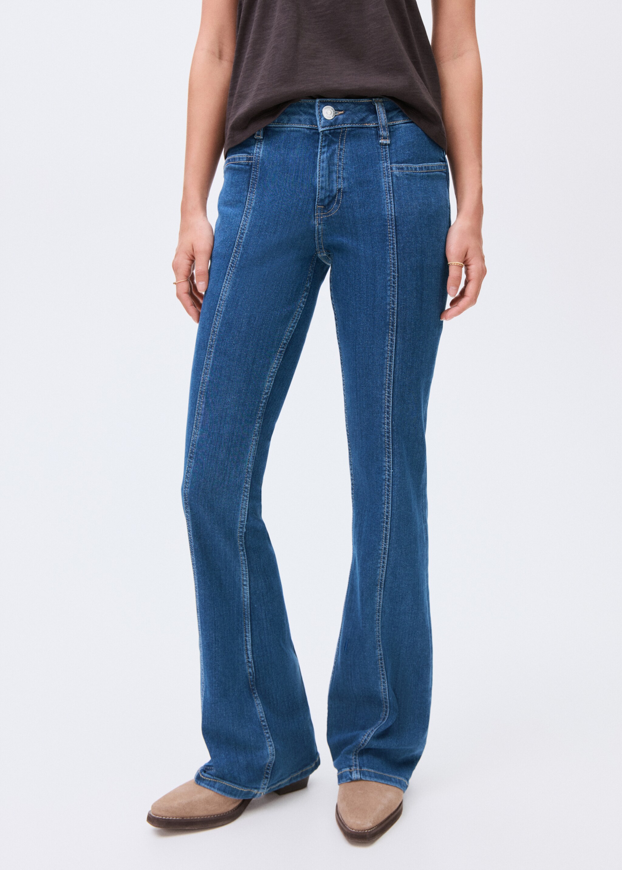 Flare jeans with stars - Details of the article 6