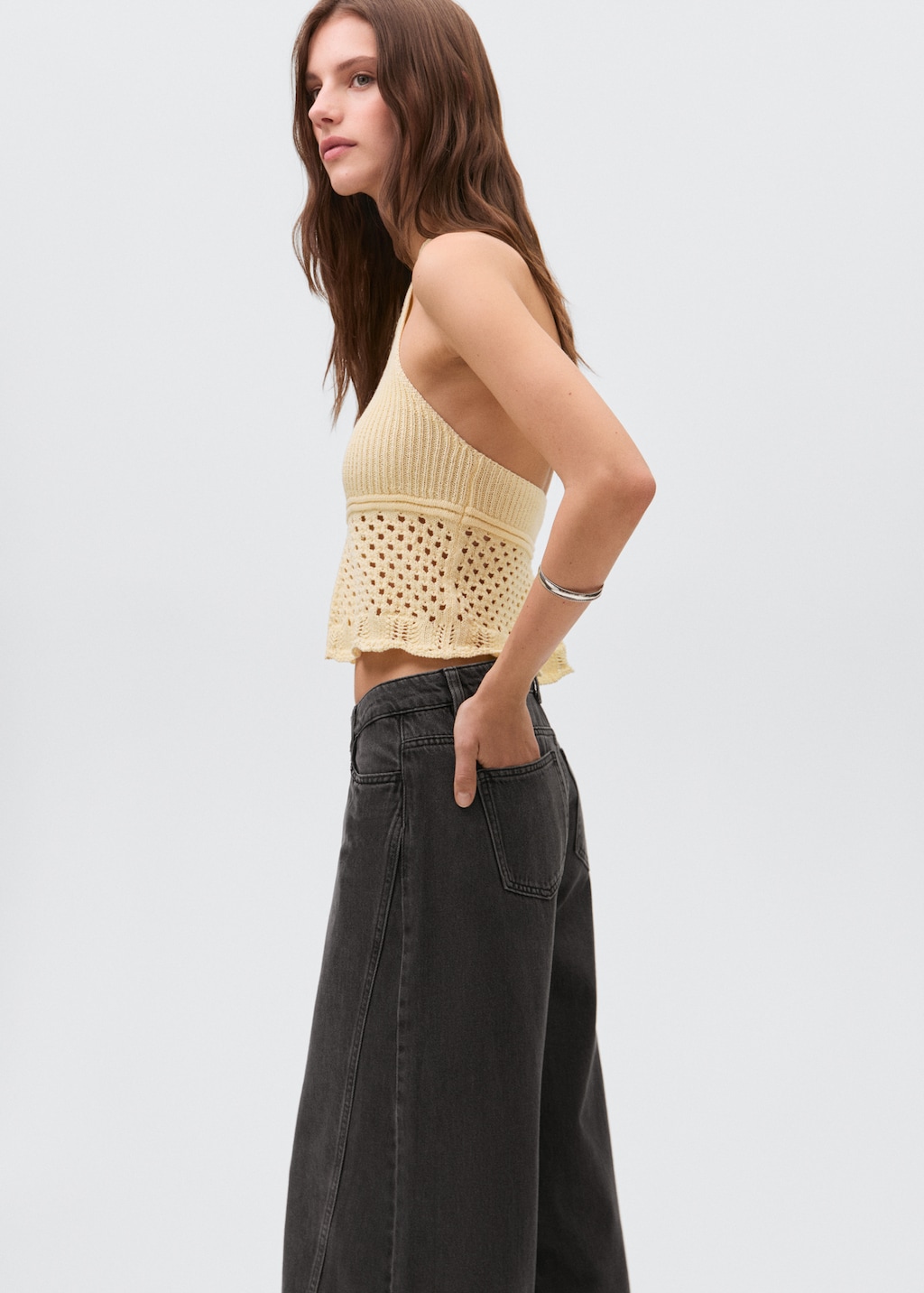 Wide leg jeans with seam detail