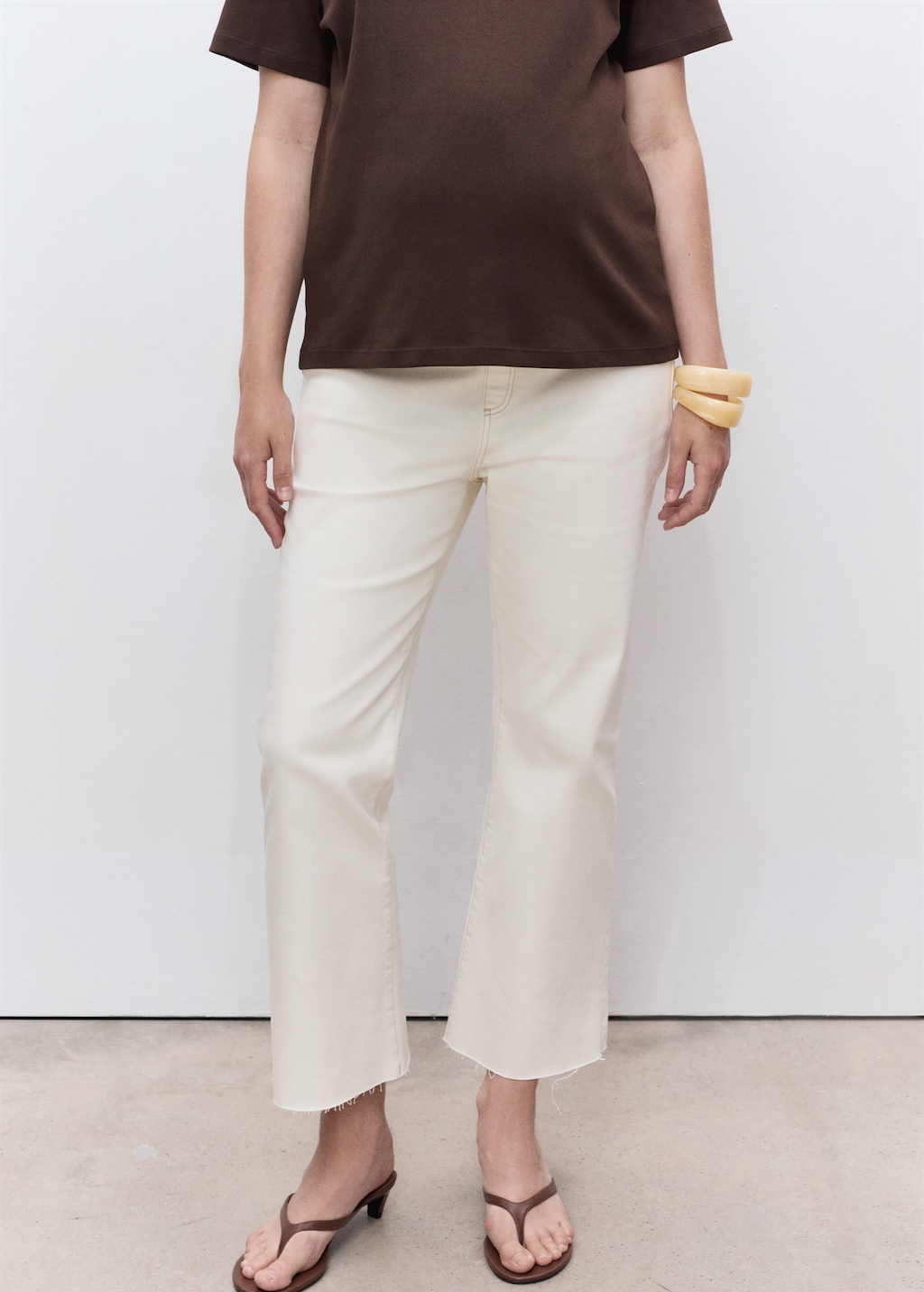 Maternity flared cropped jeans