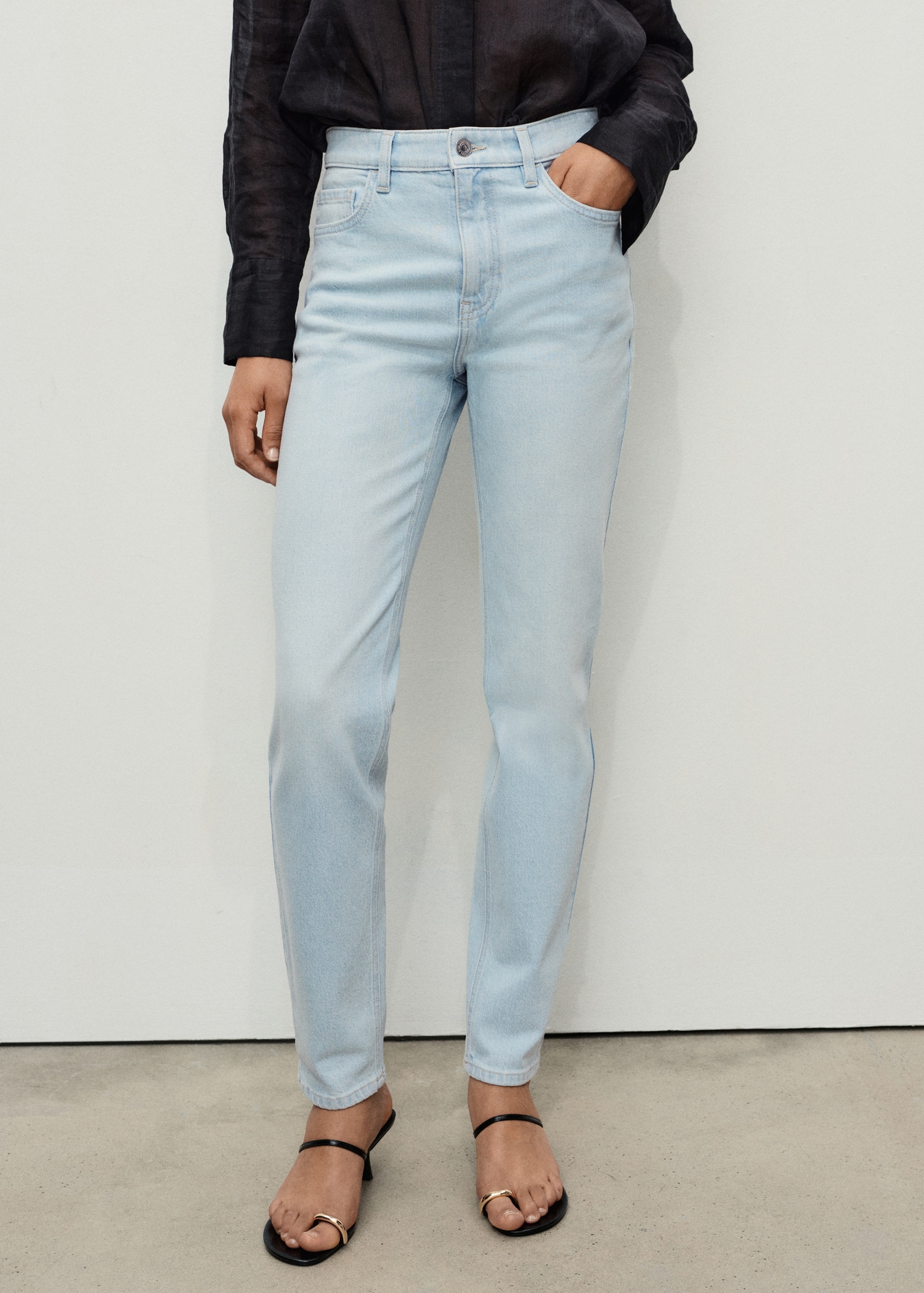 Jeans Newmom confort tiro alto - Plano medio