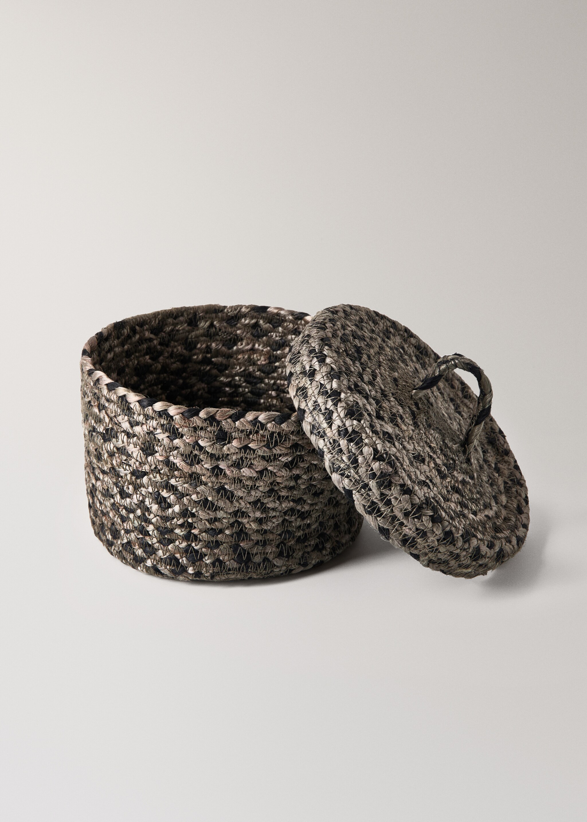 Medium melange jute basket with lid - Details of the article 1, Grey. Ref: 17001542-00.