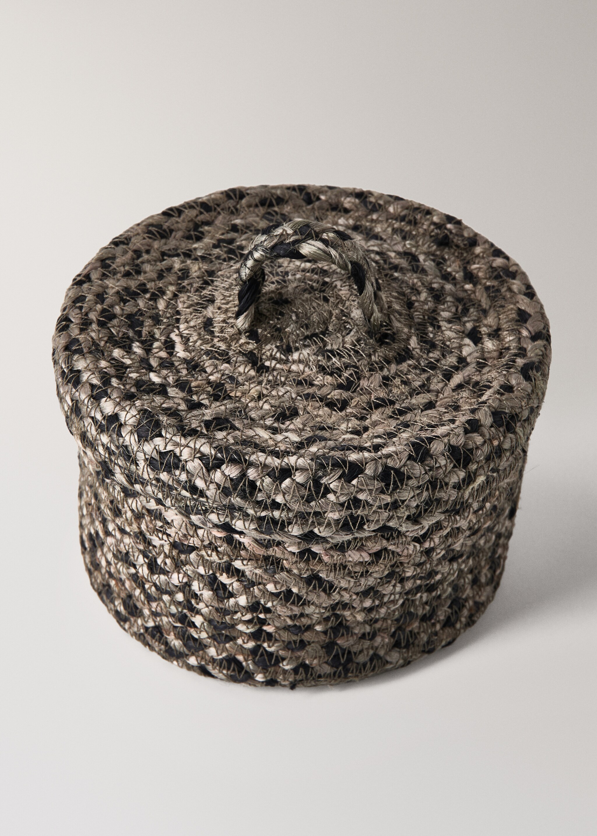 Medium melange jute basket with lid - Details of the article 2, Grey. Ref: 17001542-00.