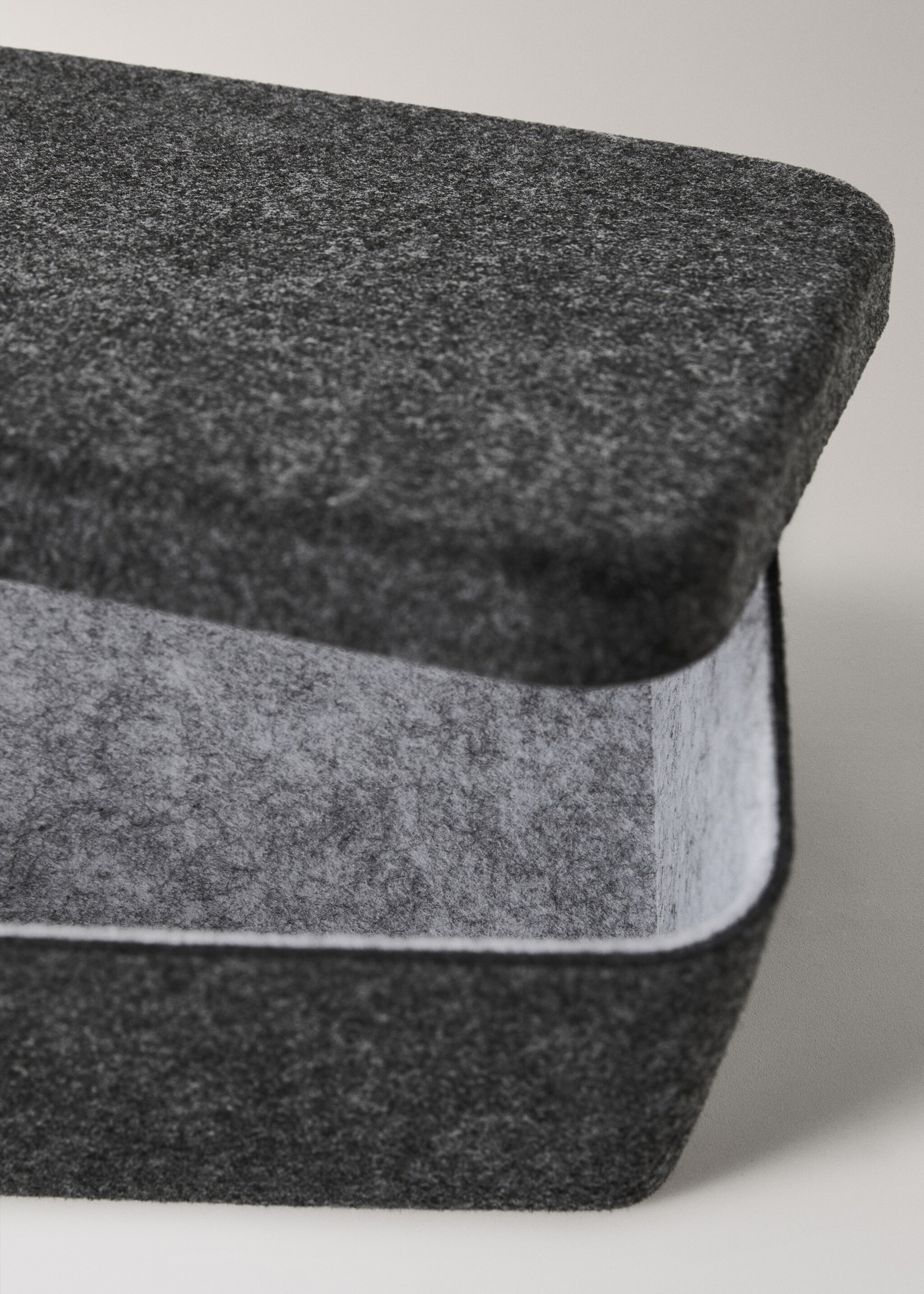 Felt box with lid - Details of the article 2, Grey. Ref: 17001546-00.