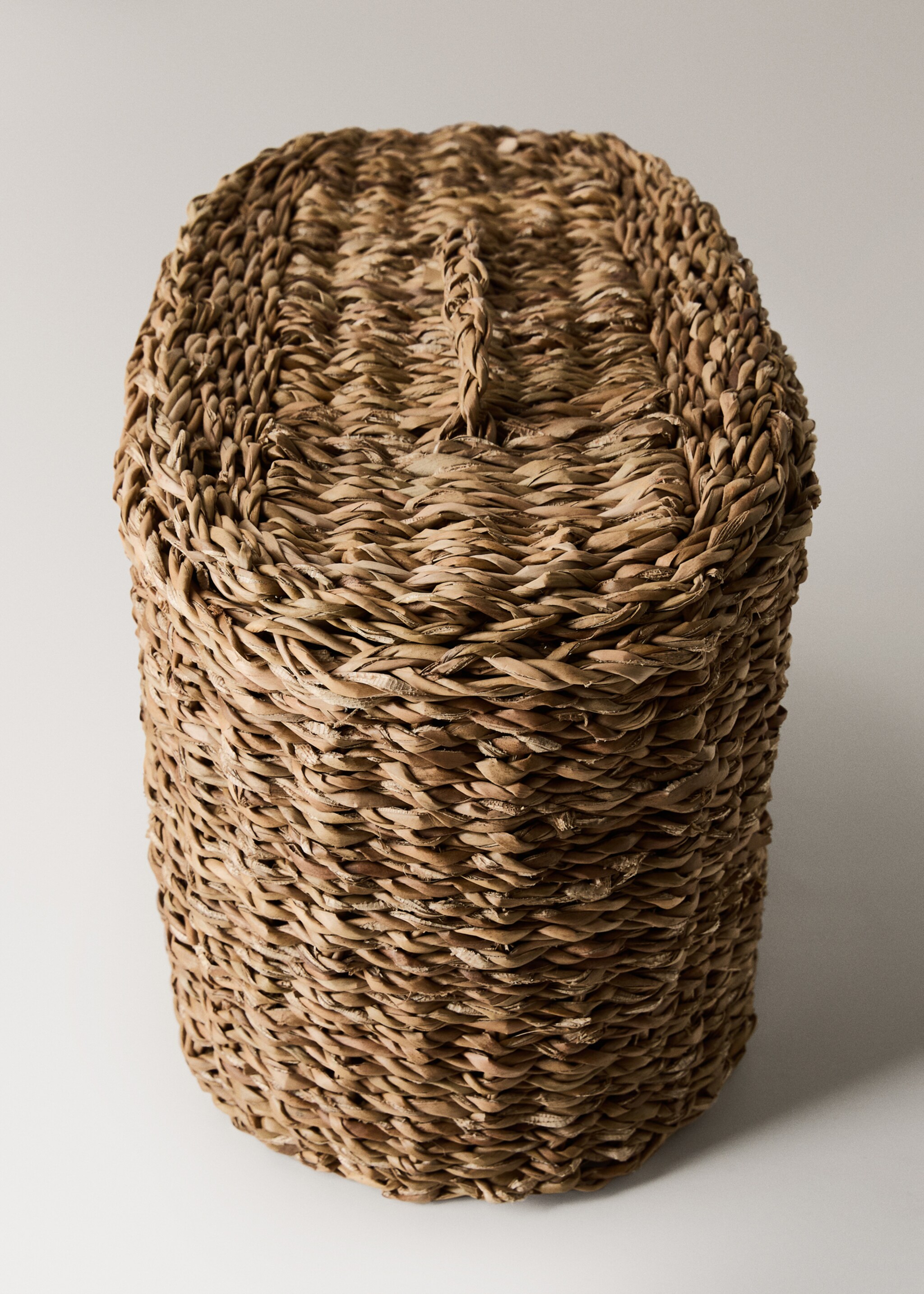 Panier moyen ovale en seagrass - Détail de l'article 2, Marron. Ref: 17001549-00.