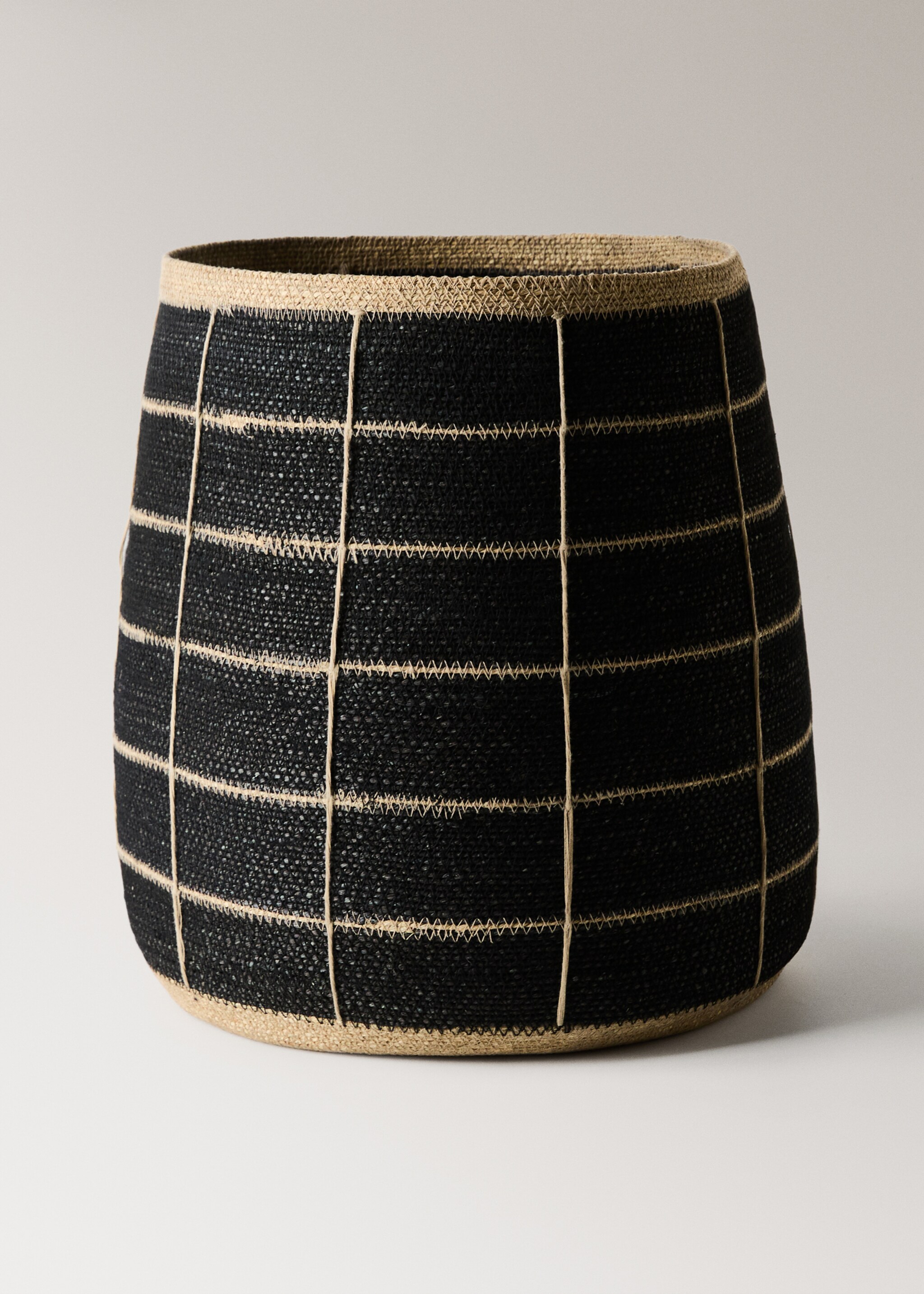 Cesta seagrass cuadros grande - Artículo sin modelo, Negro. Ref: 17001551-00.