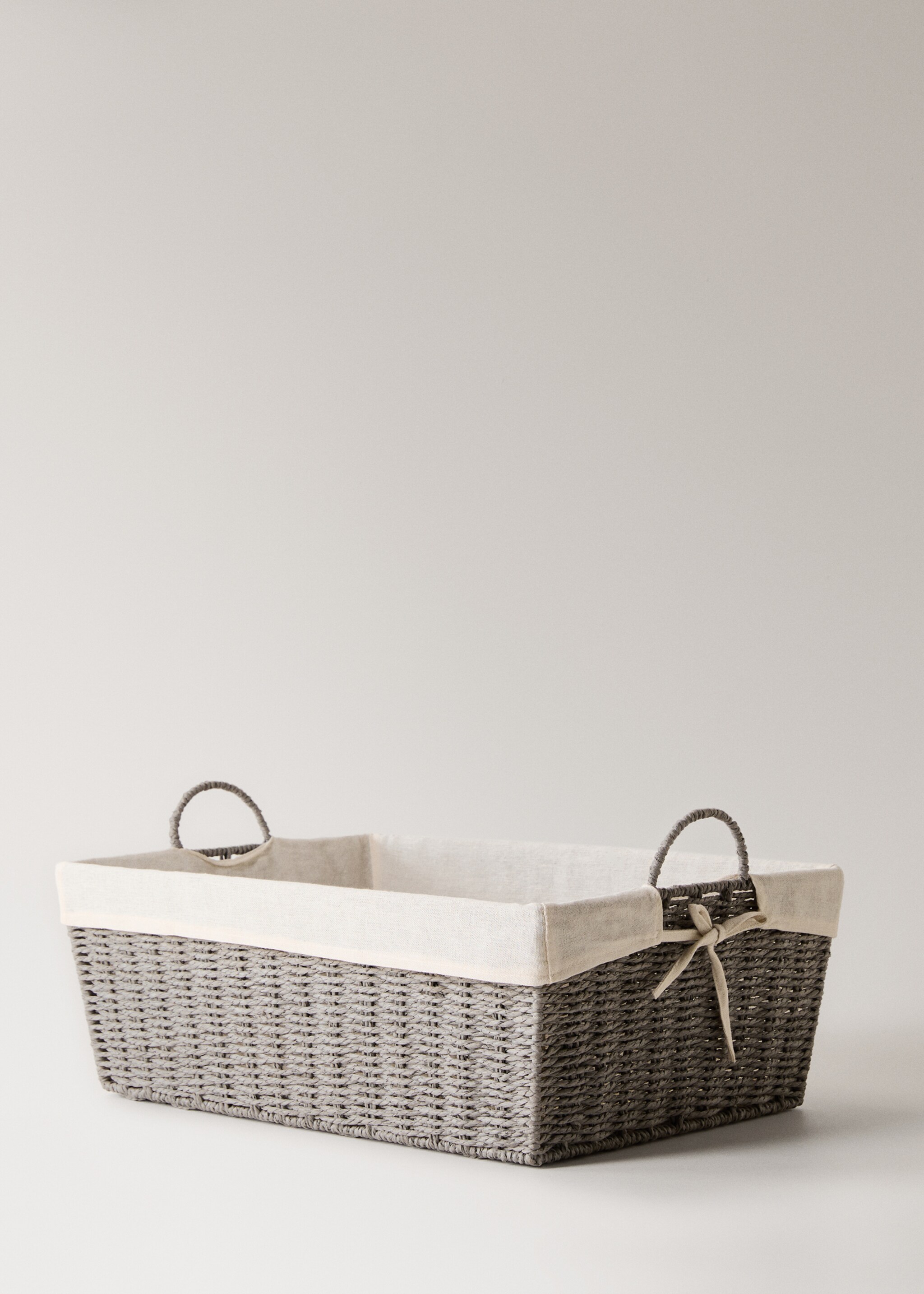Iron basket with fabric lining - Details of the article 1