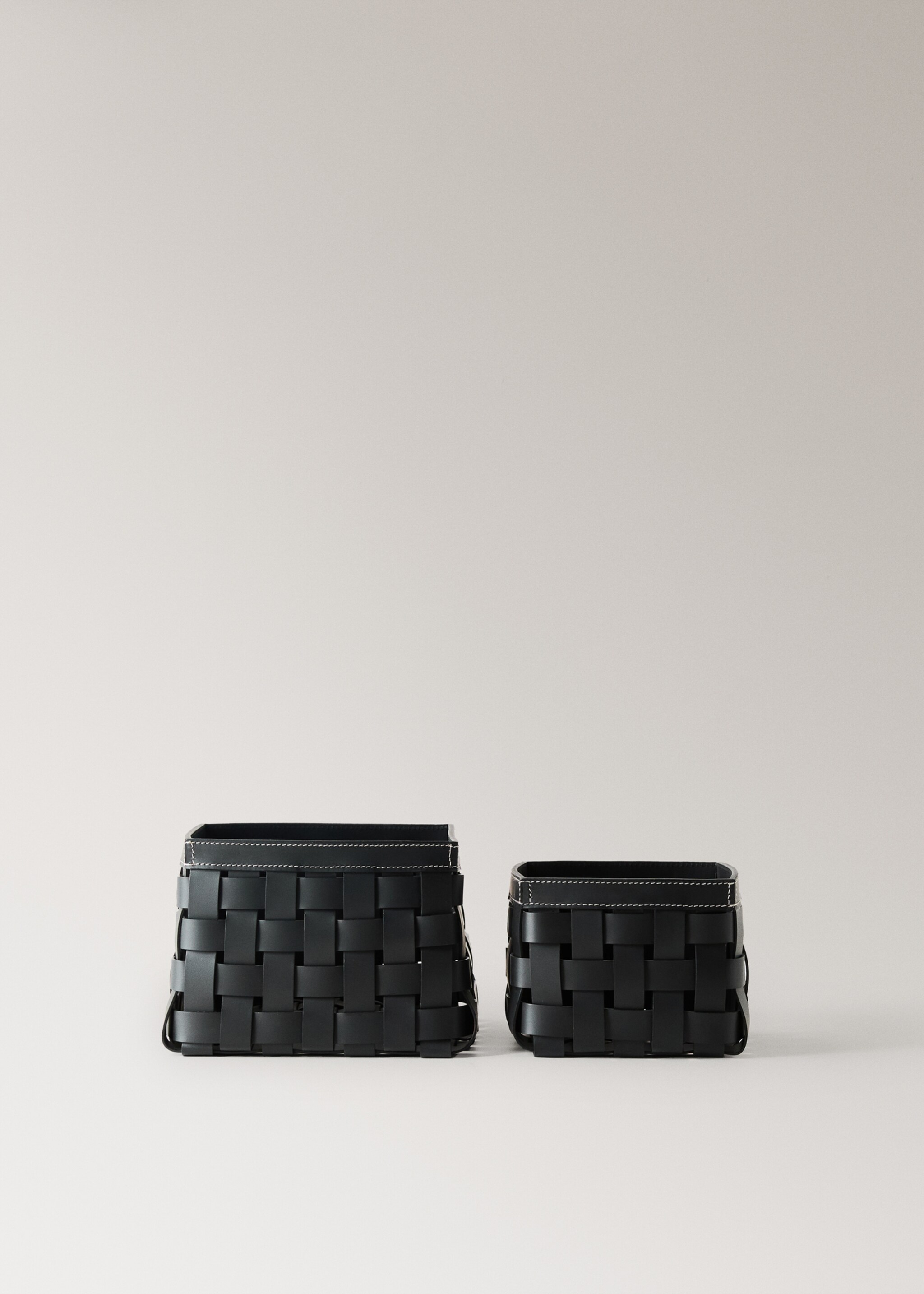 Basket fred - Details of the article 3, Black. Ref: 17001564-00.