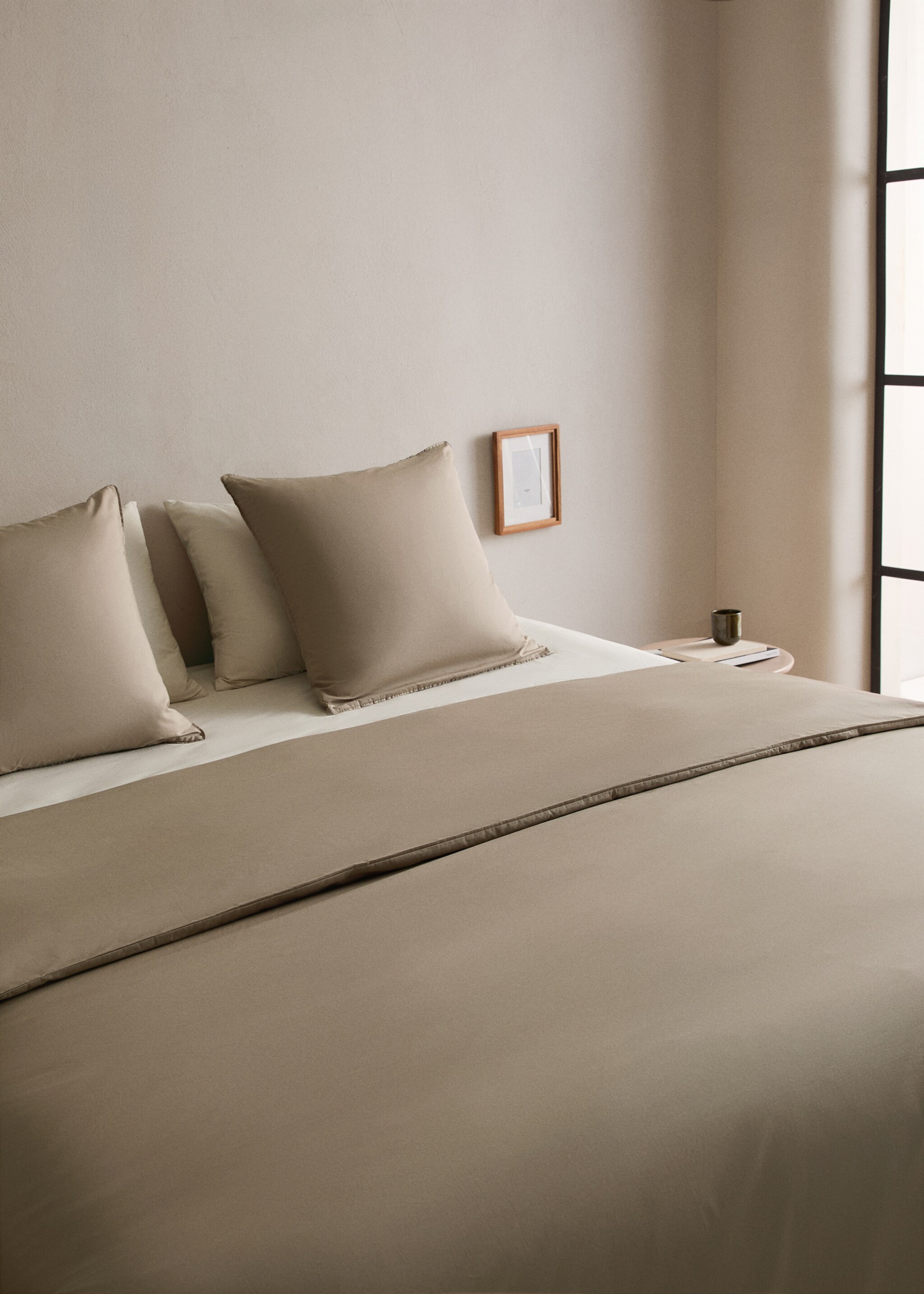 300 threads percale cotton duvet cover King bed - Details of the article 7, Medium Brown. Ref: 17001572-00.