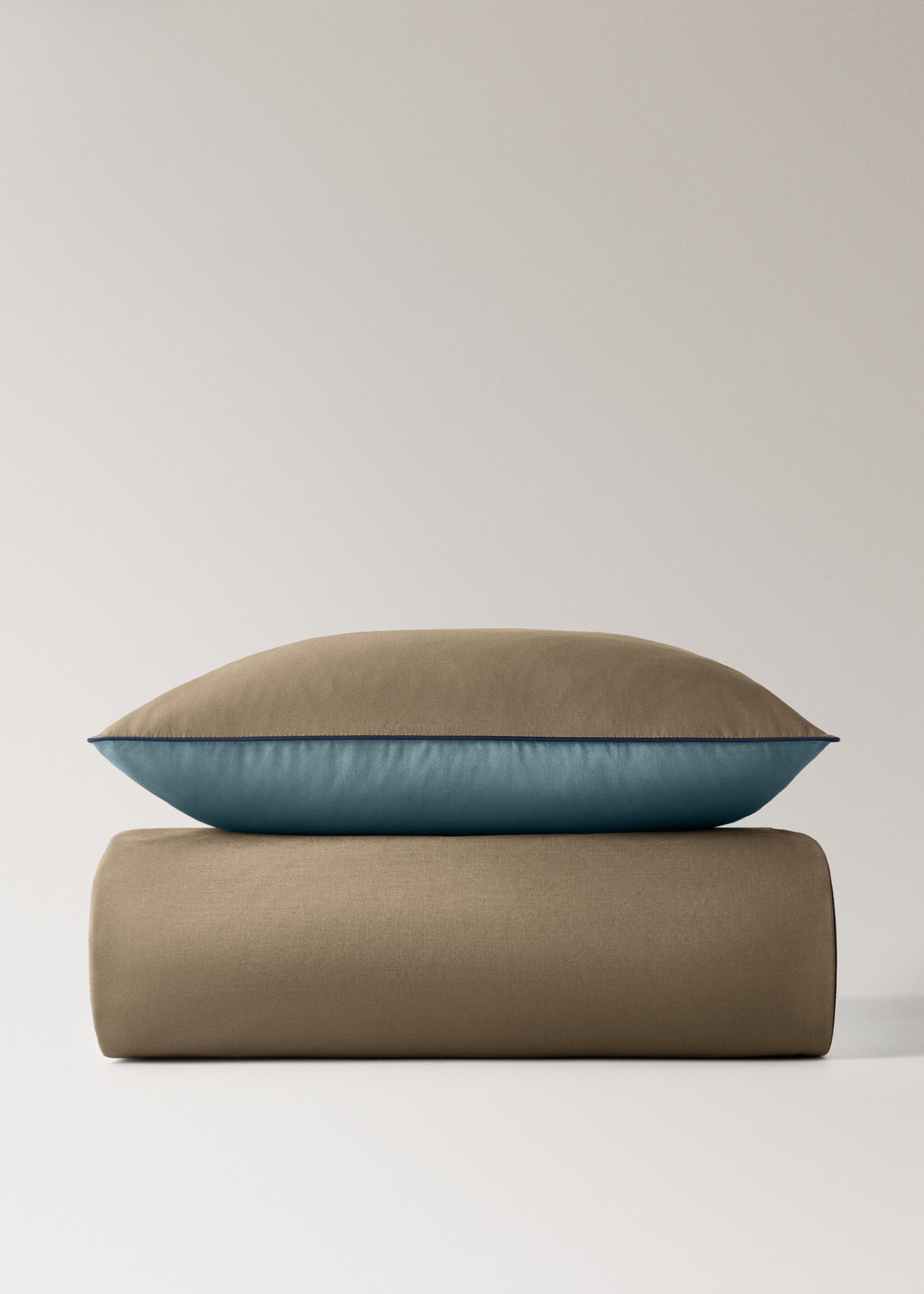 Reversible percale cotton duvet cover with vivid contrast, 90 cm bed - Artikel utan modell, Blå. Ref: 17001615-00.