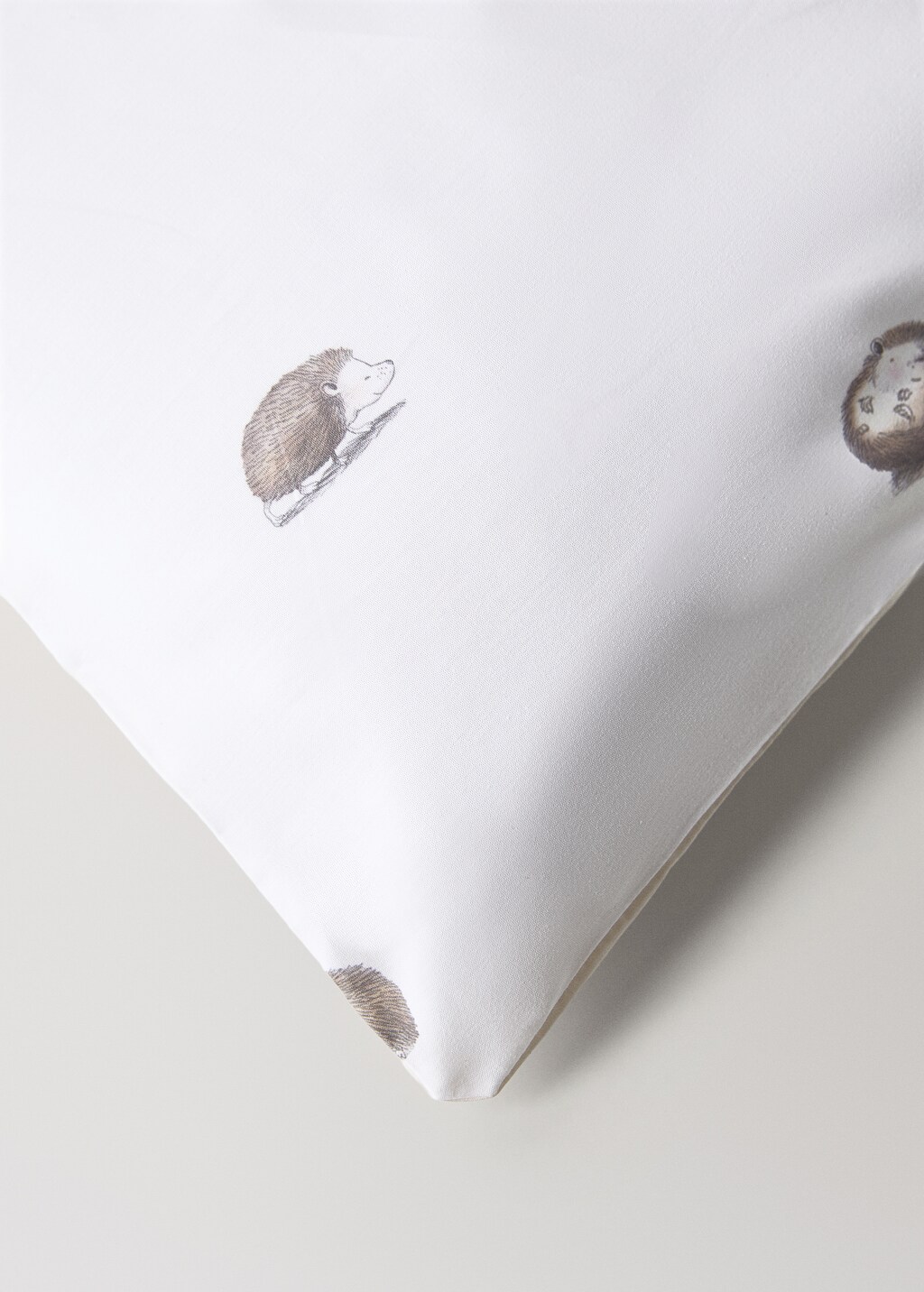 Children's cotton duvet cover with hedgehog print for 90 cm bed