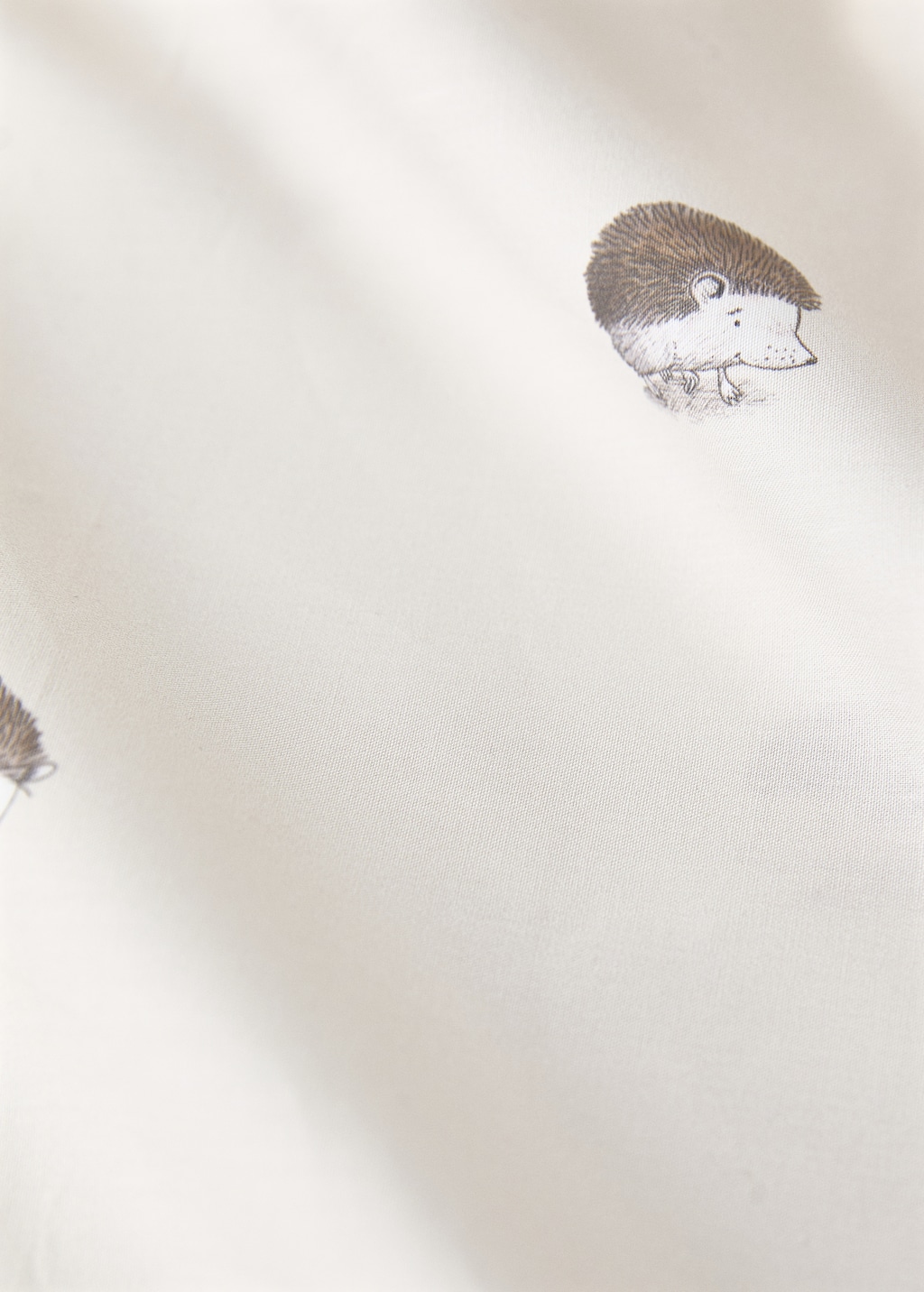 Cotton children's duvet cover with hedgehog print for 135/140 cm bed