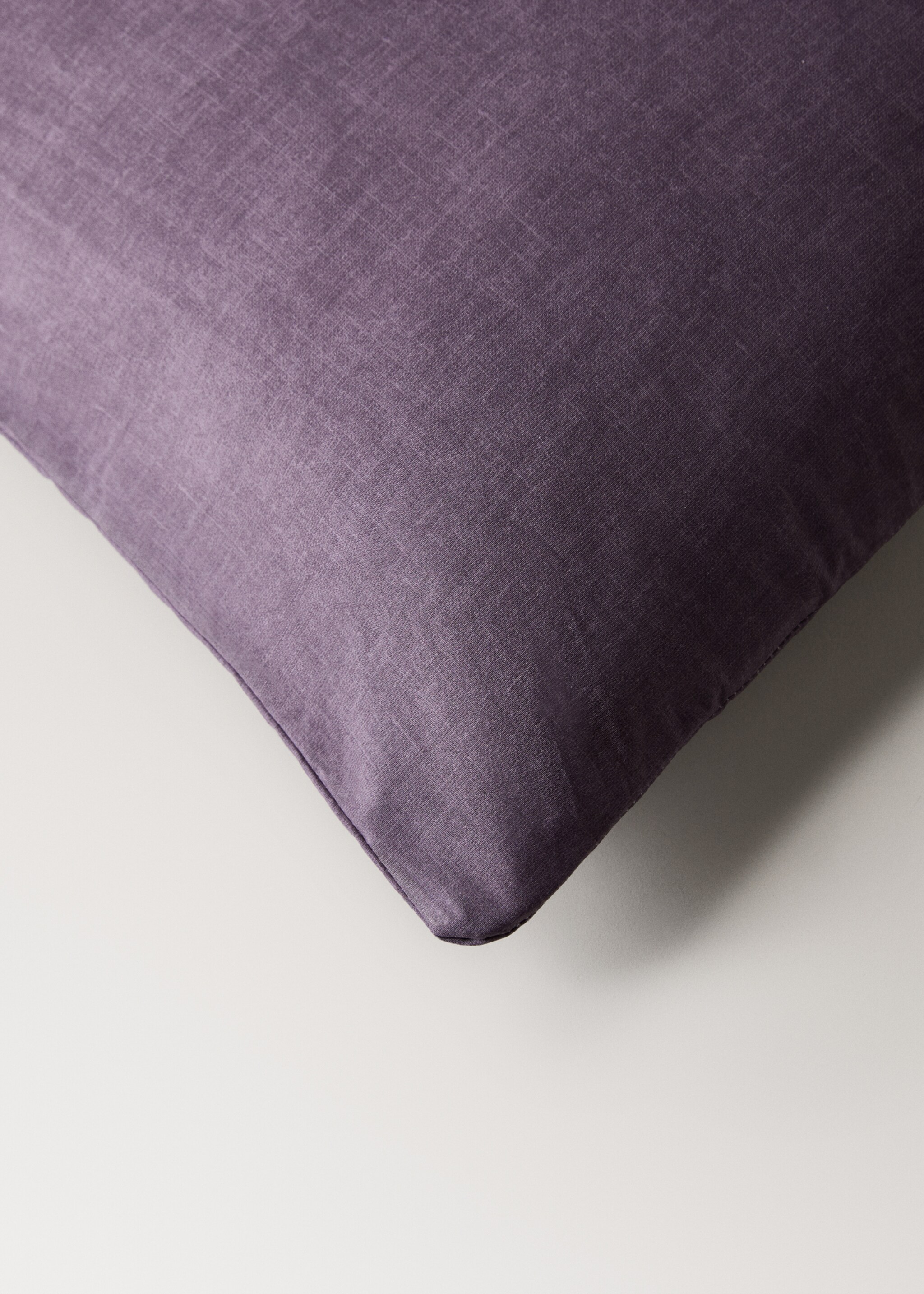 Percale cotton floral-print duvet cover for 150 cm bed - Details of the article 3, Plum. Ref: 17001624-00.