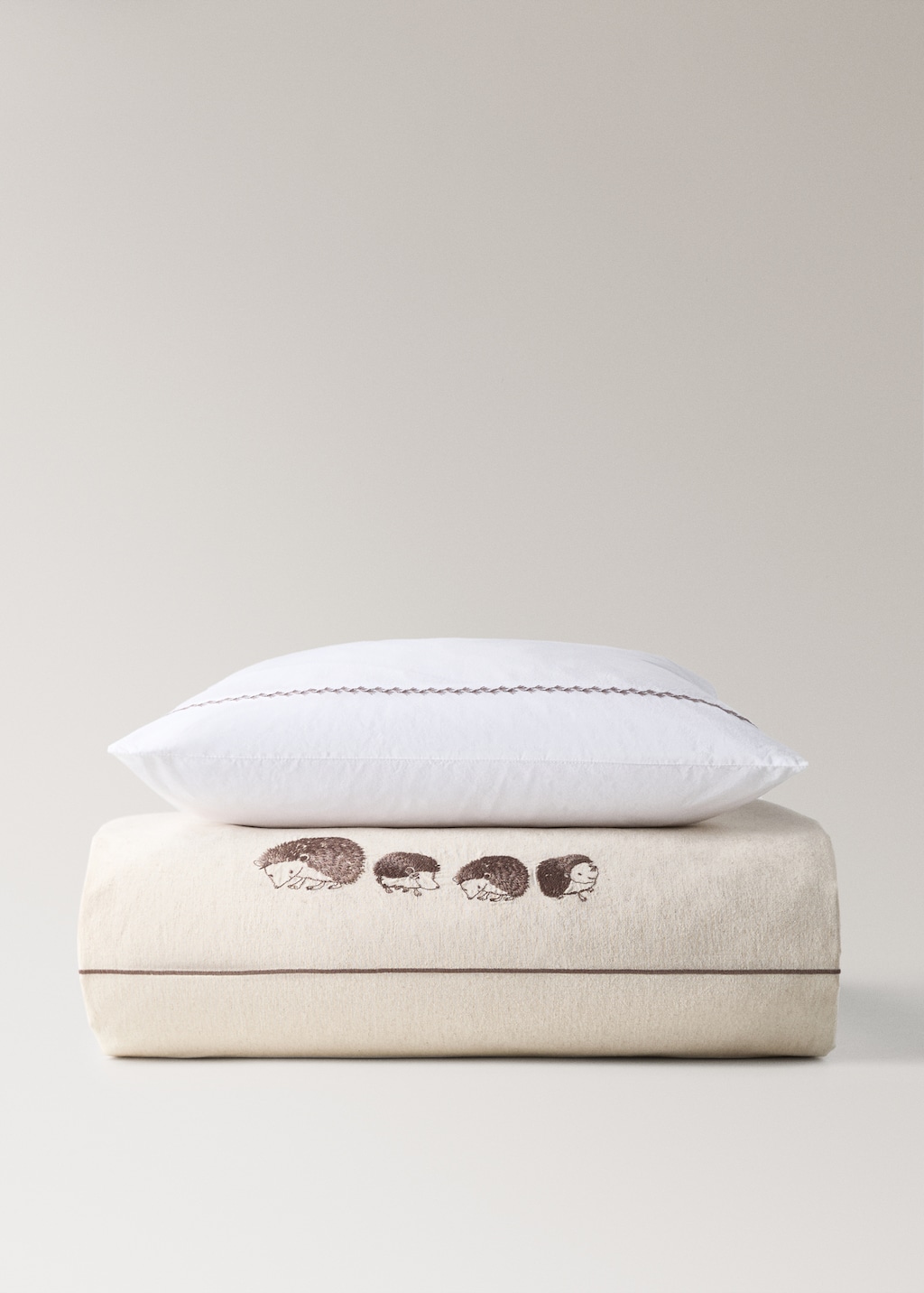 Children's cotton-linen duvet cover with embroidered hedgehogs for 90 cm bed