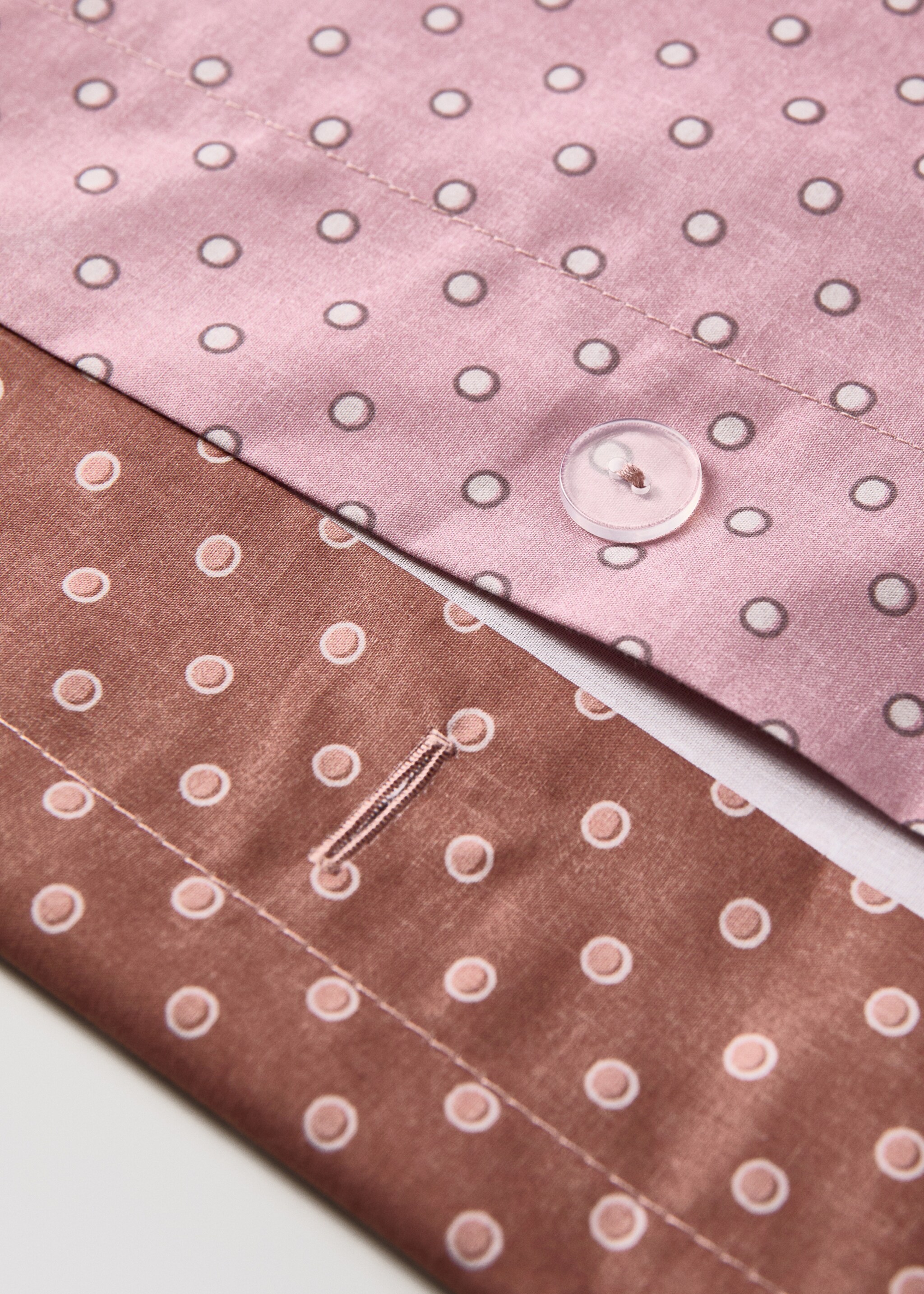 Reversible cotton duvet cover with polka dots Single bed - Details of the article 1, Pink. Ref: 17001631-00.