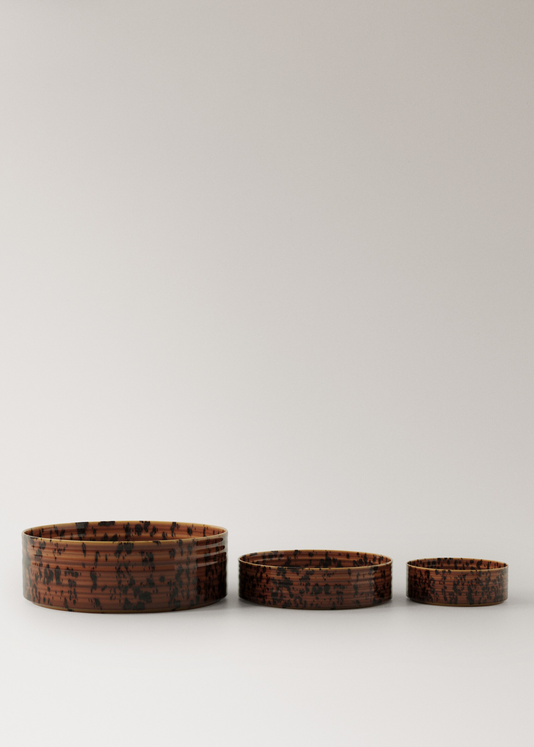 Bowl leo - Details of the article 4, Brown. Ref: 17002037-00.