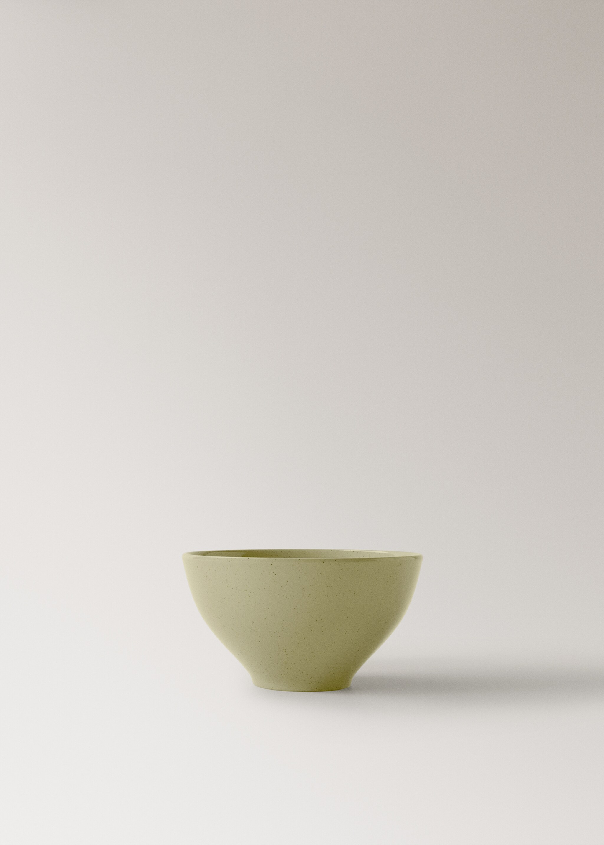 Stoneware bowl with spots - Article without model, Green. Ref: 17002044-00.