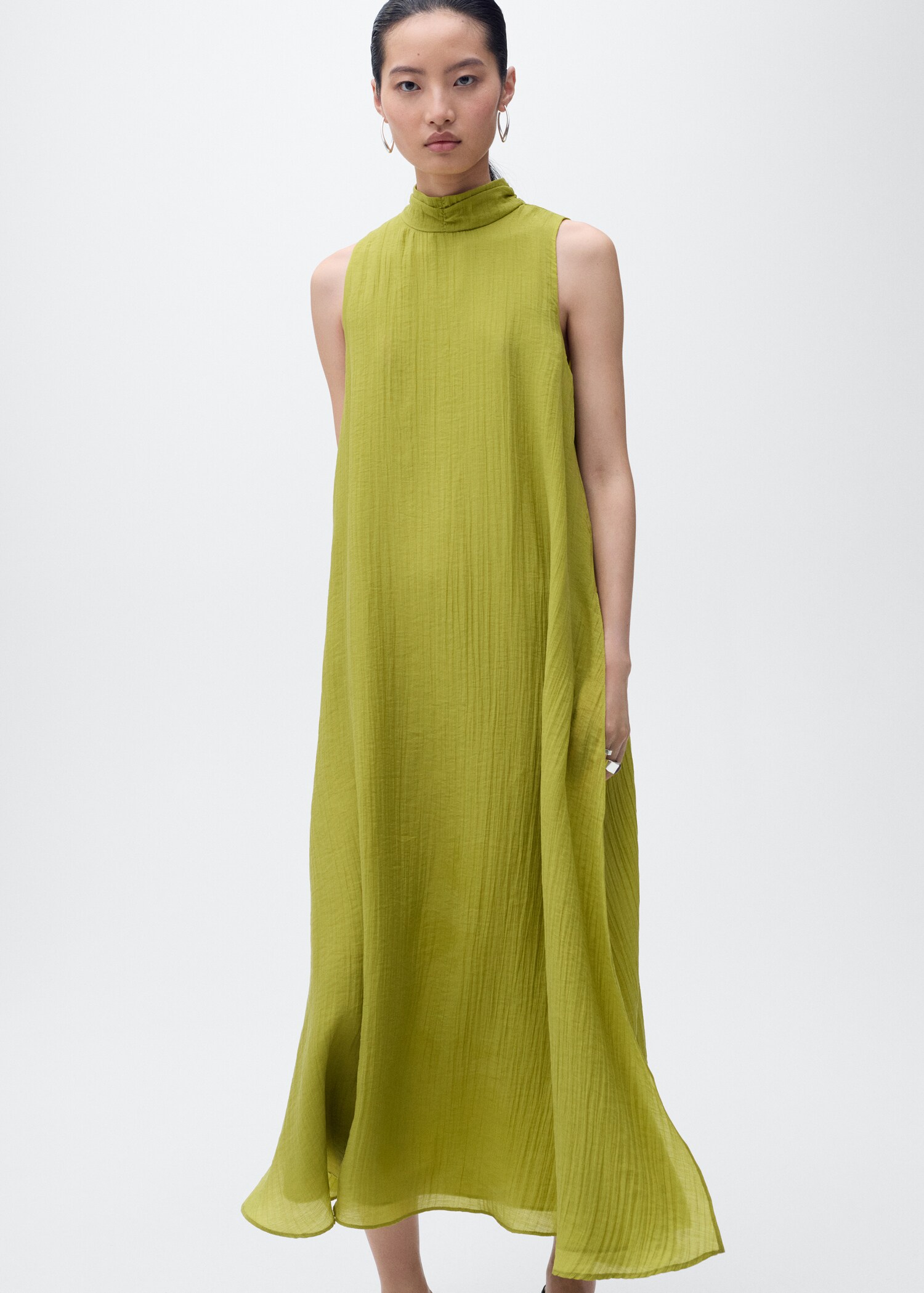 Vestido lyocell cuello halter - Plano medio