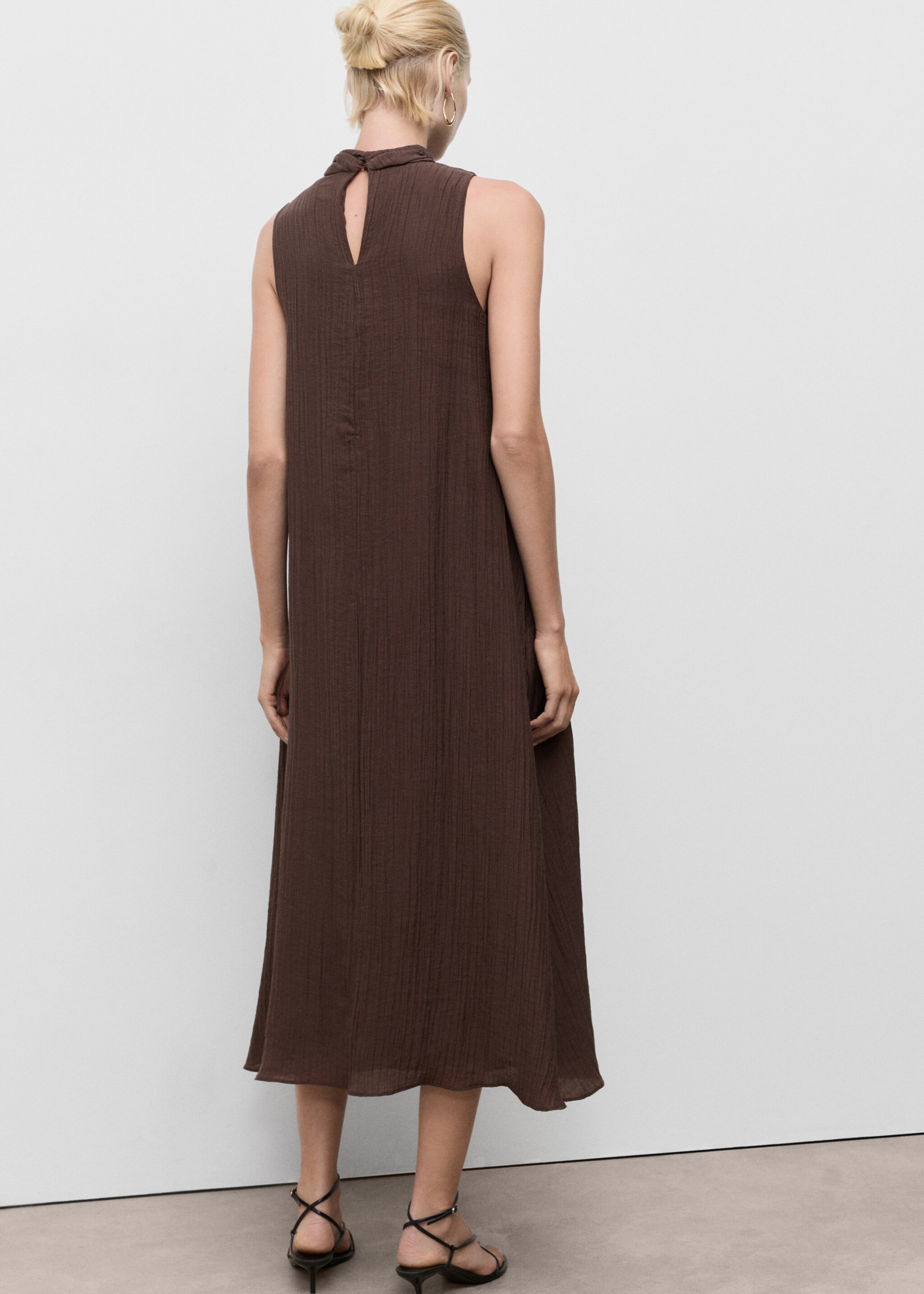 Halter-neck lyocell dress - Reverse of the article