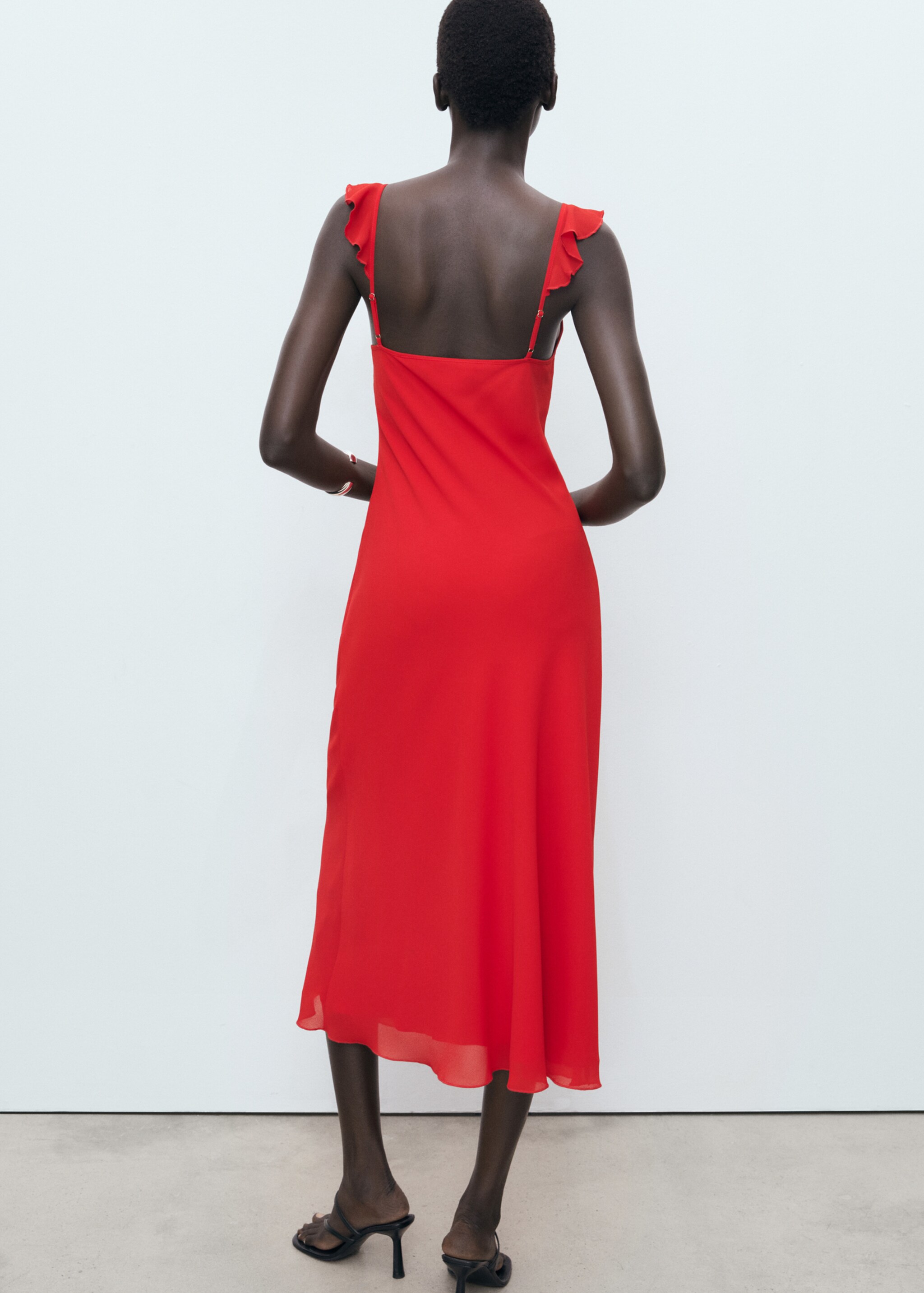 Robe midi à encolure à volants - Verso de l’article