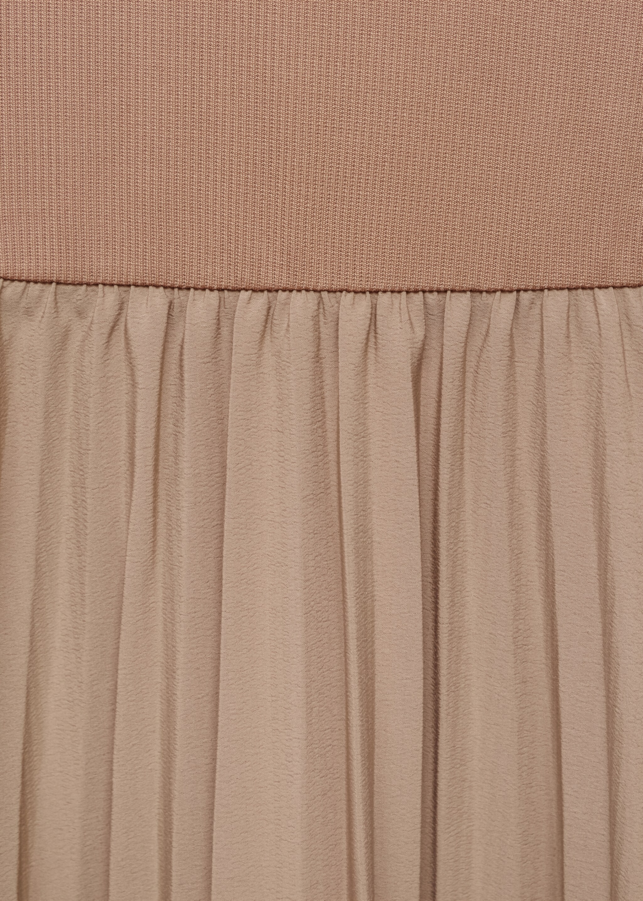 Combined pleated dress - Details of the article 8