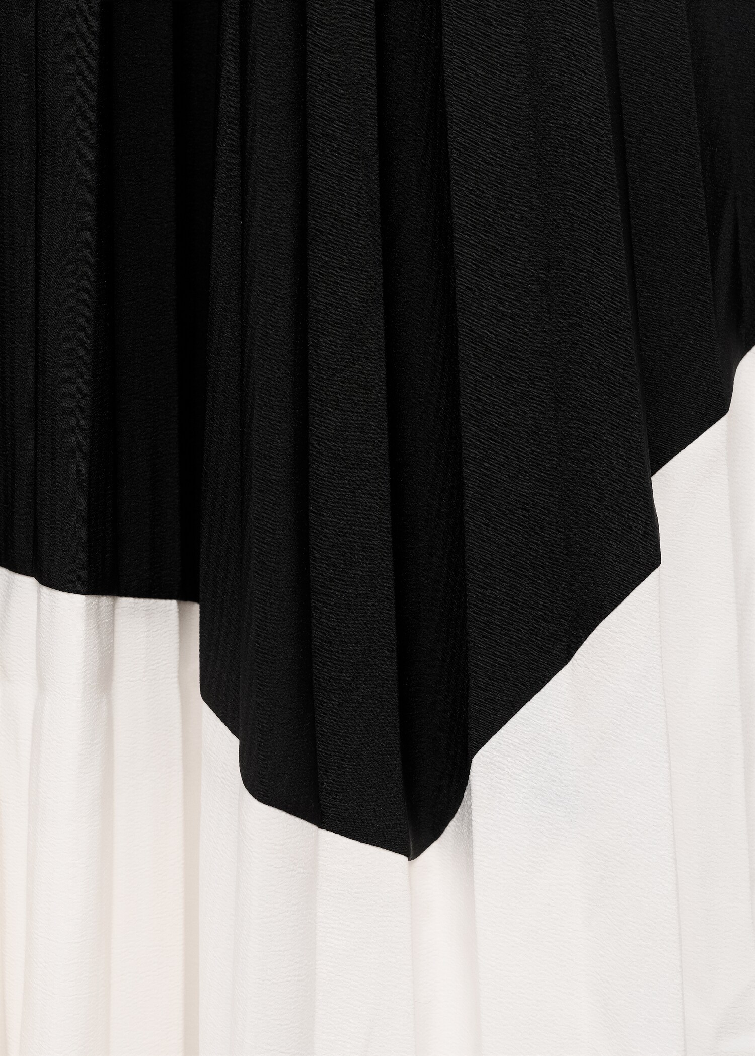 Vestido plisado combinado - Detalle del artículo 0