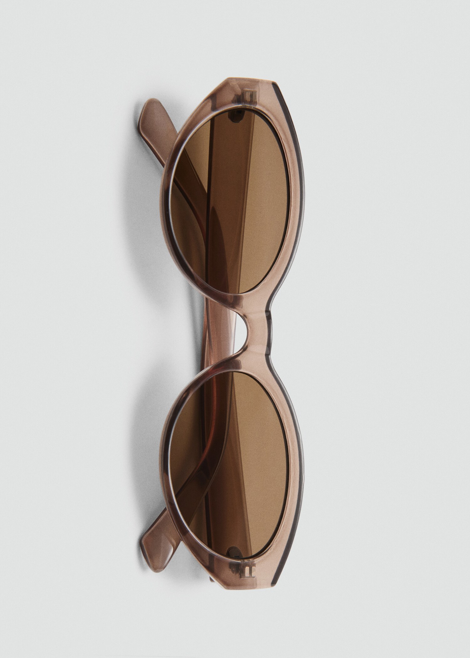 Cat-eye sunglasses - Details of the article 2