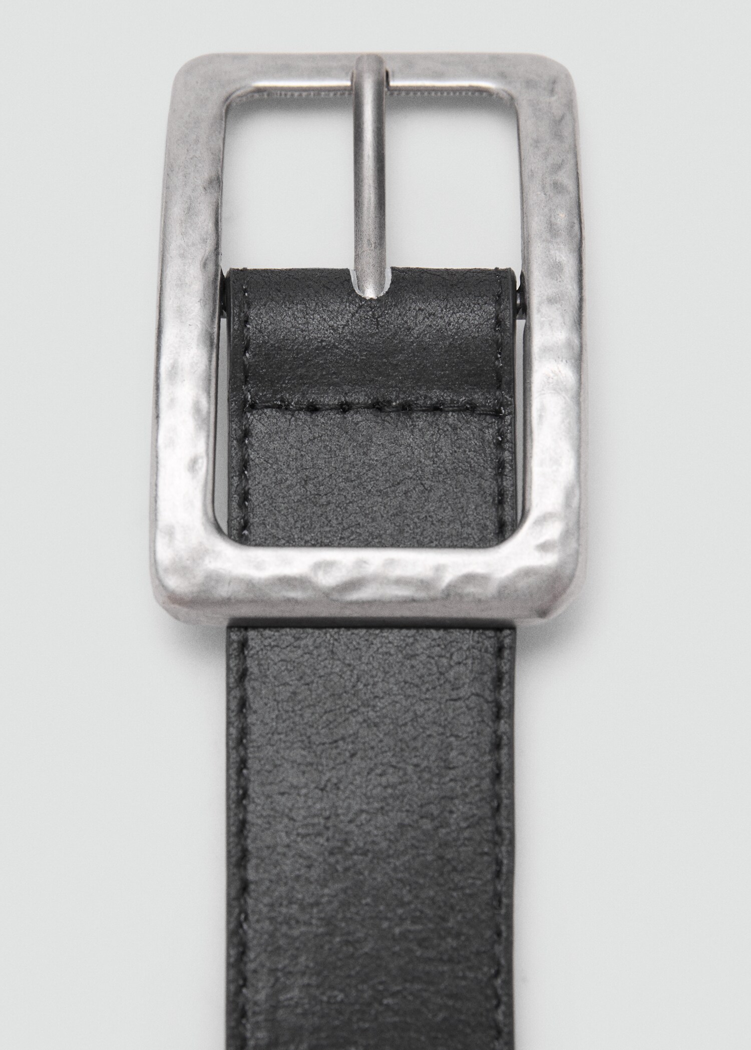 Ceinture boucle carrée texture - Plan moyen