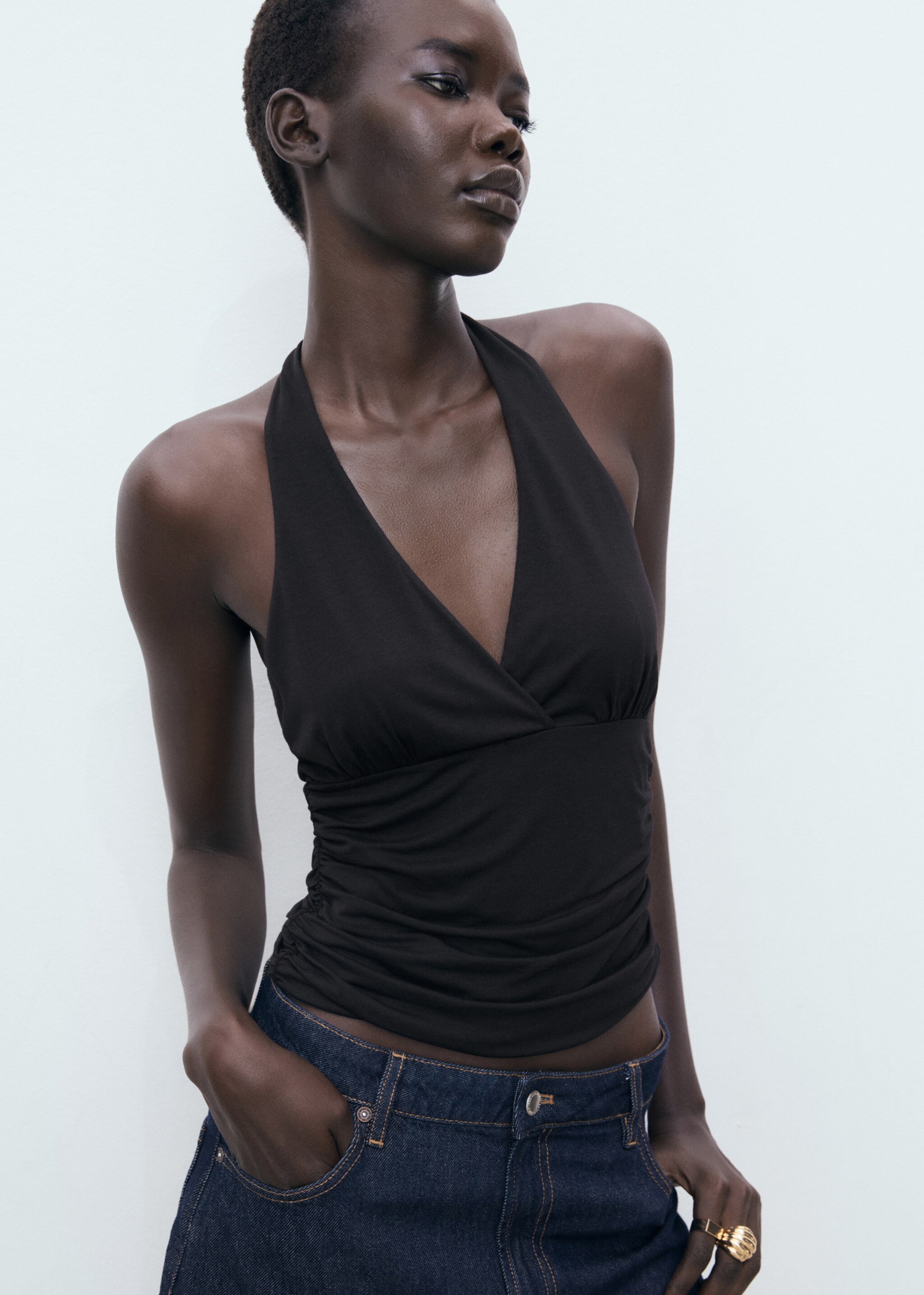 V-neck top with open back - Medium plane