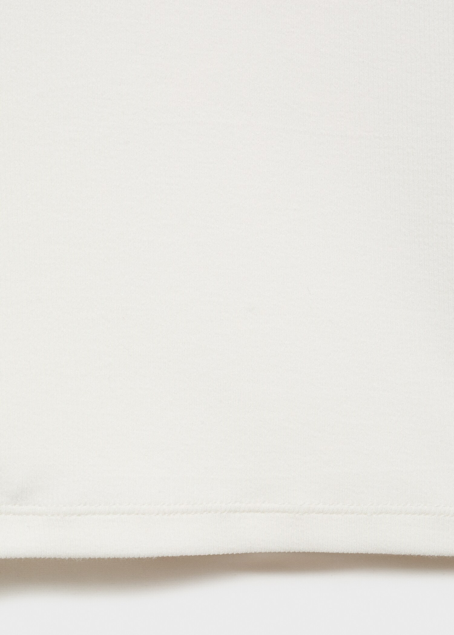 Asymmetric top with contrast trim - Details of the article 0