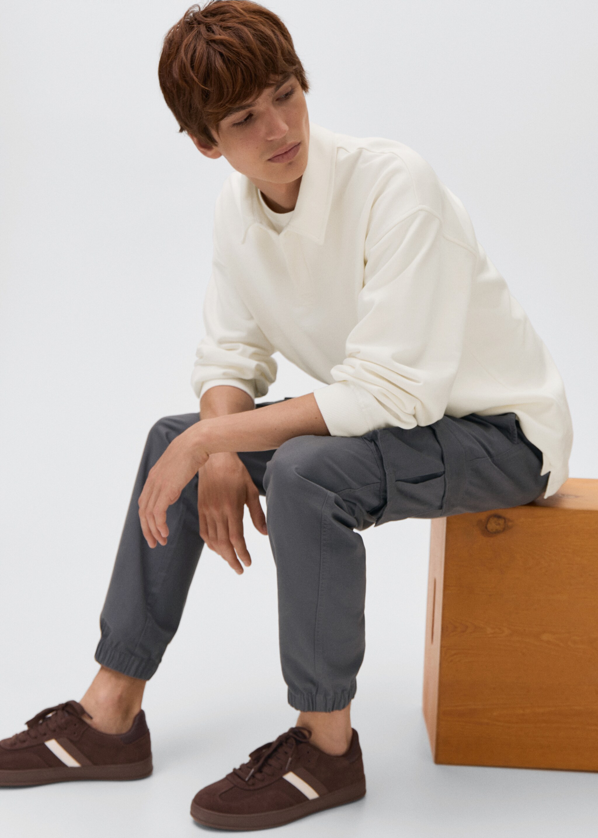 Cargo joggers with drawstring - Details of the article 1