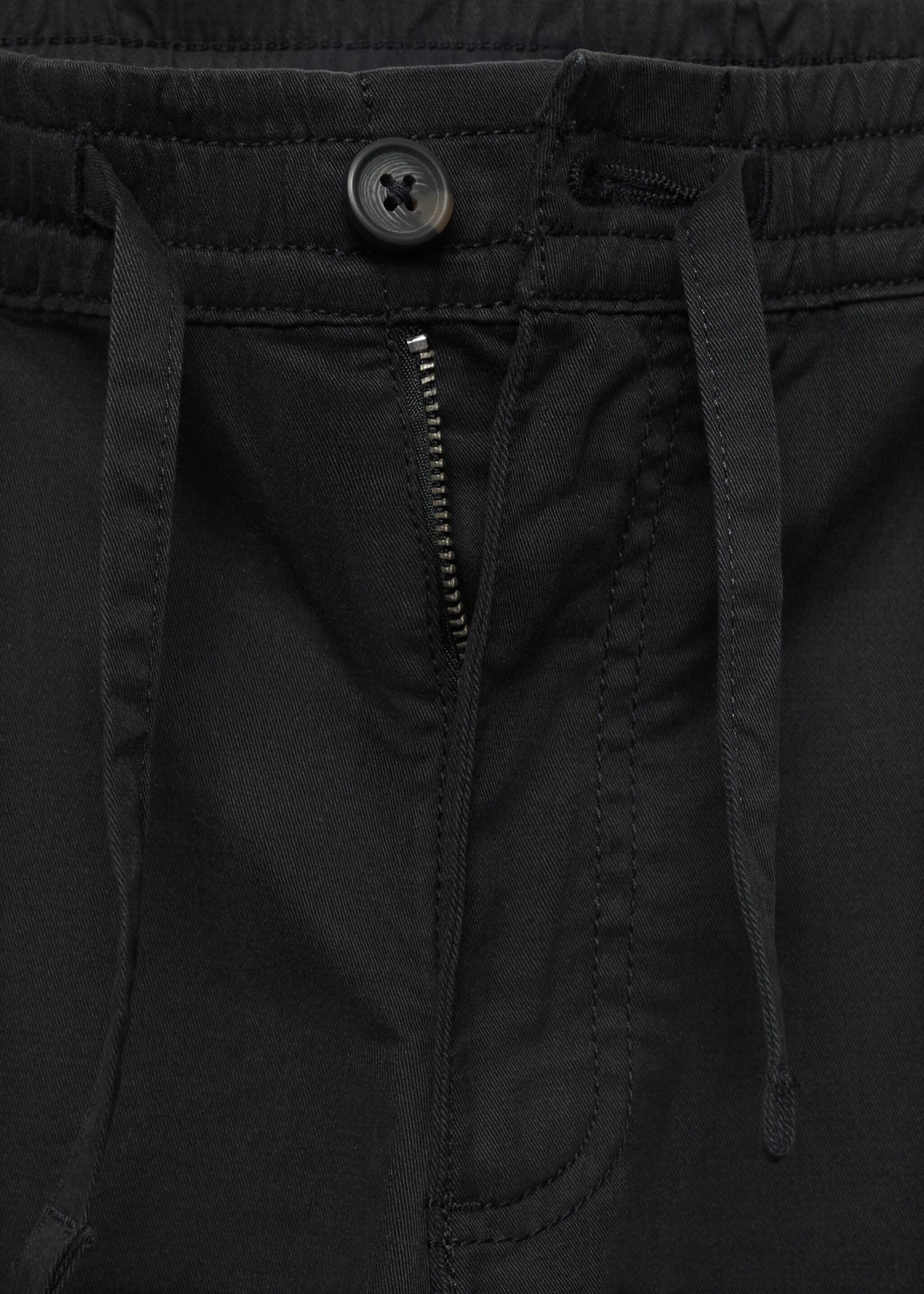 Cargo joggers with drawstring - Details of the article 8