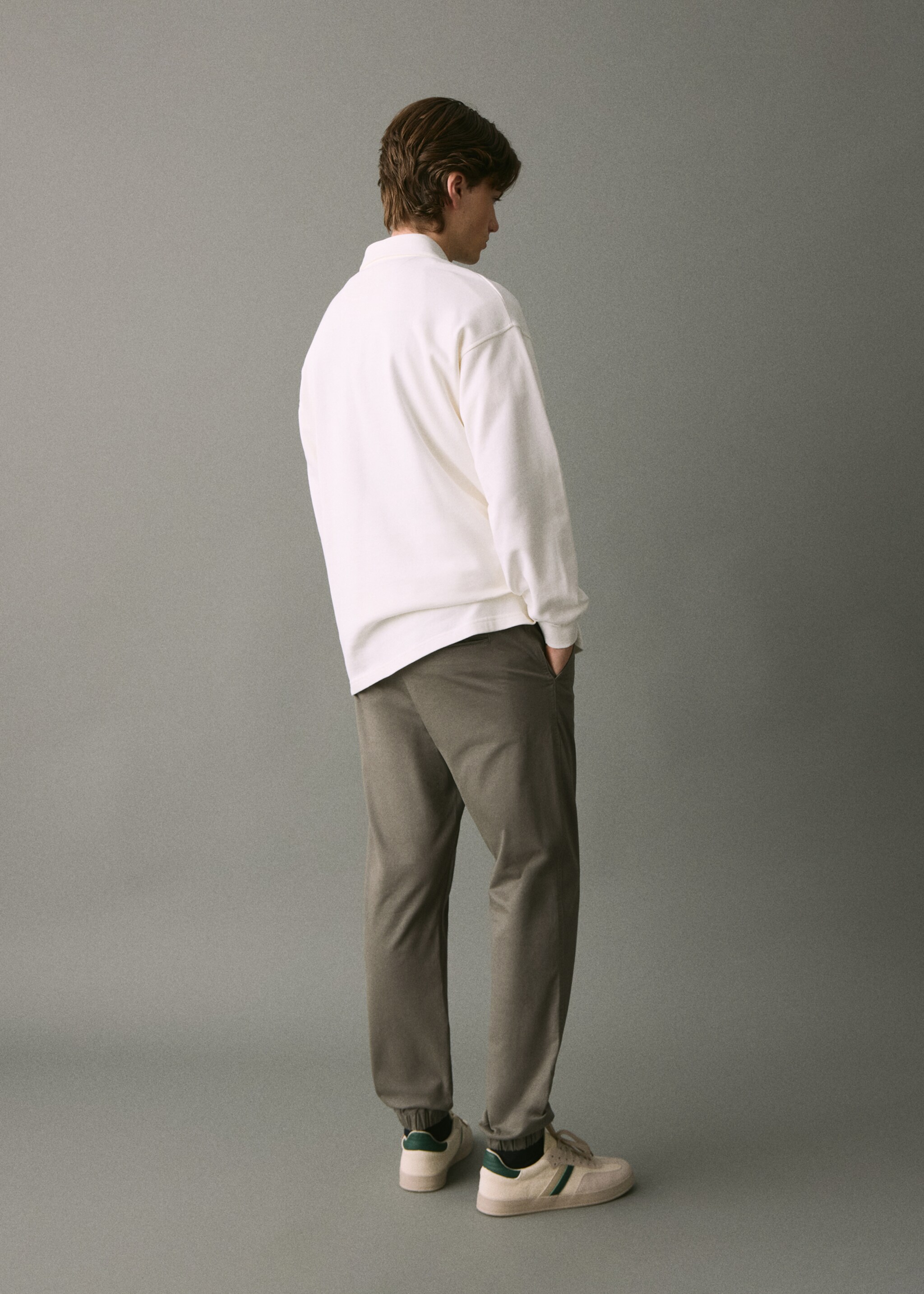 Elastic waist joggers - Reverse of the article, Khaki. Ref: 17002917-00.