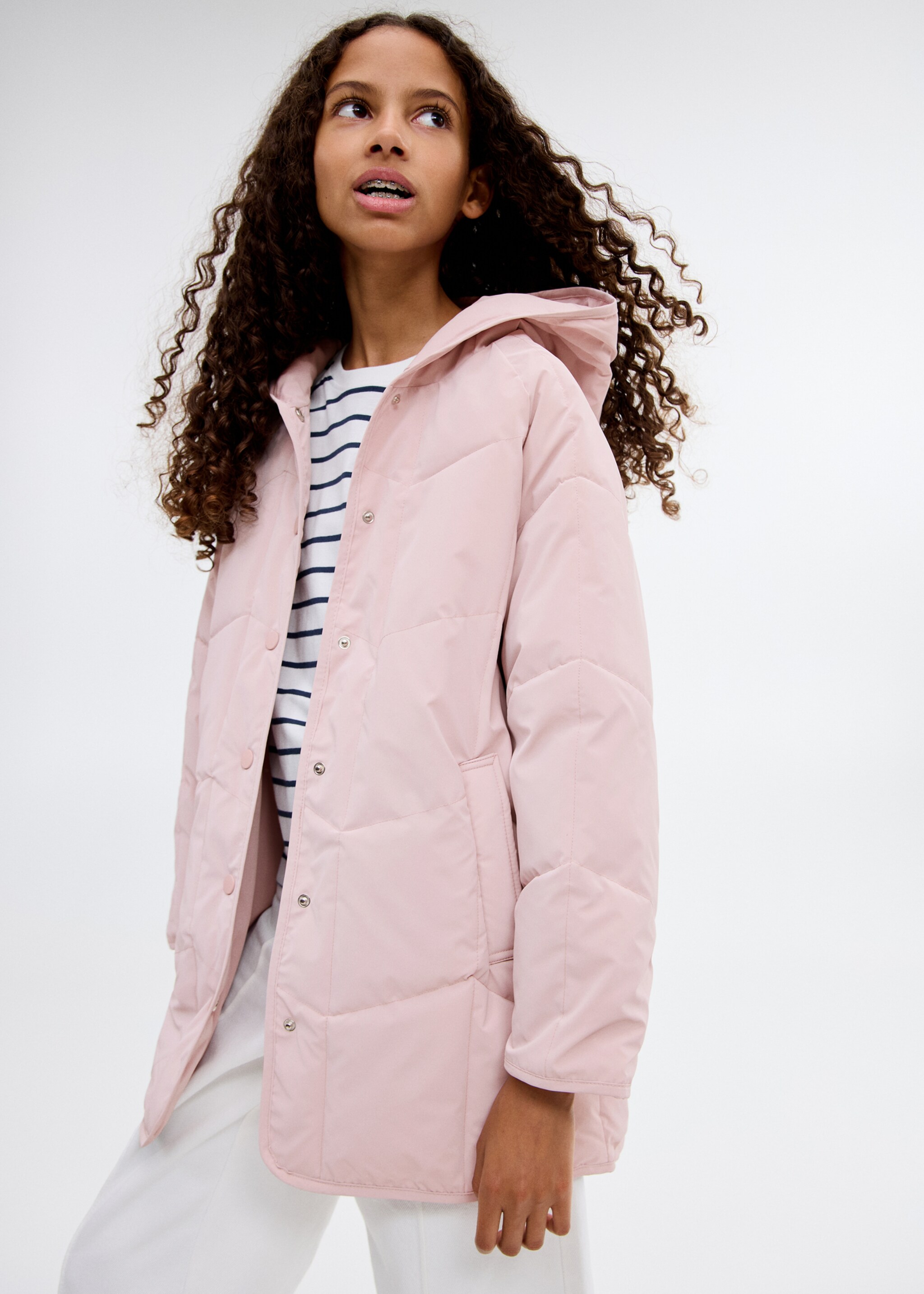 Anorak acolchado capucha - Plano medio