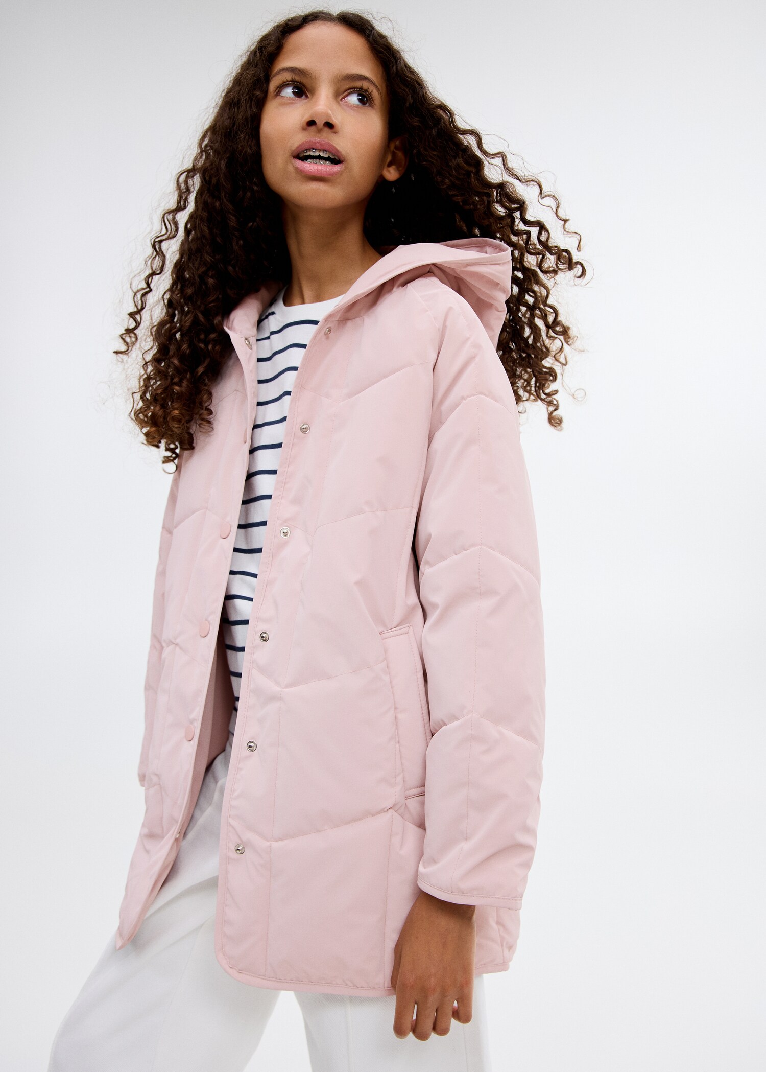 Anorak acolchado capucha - Plano medio