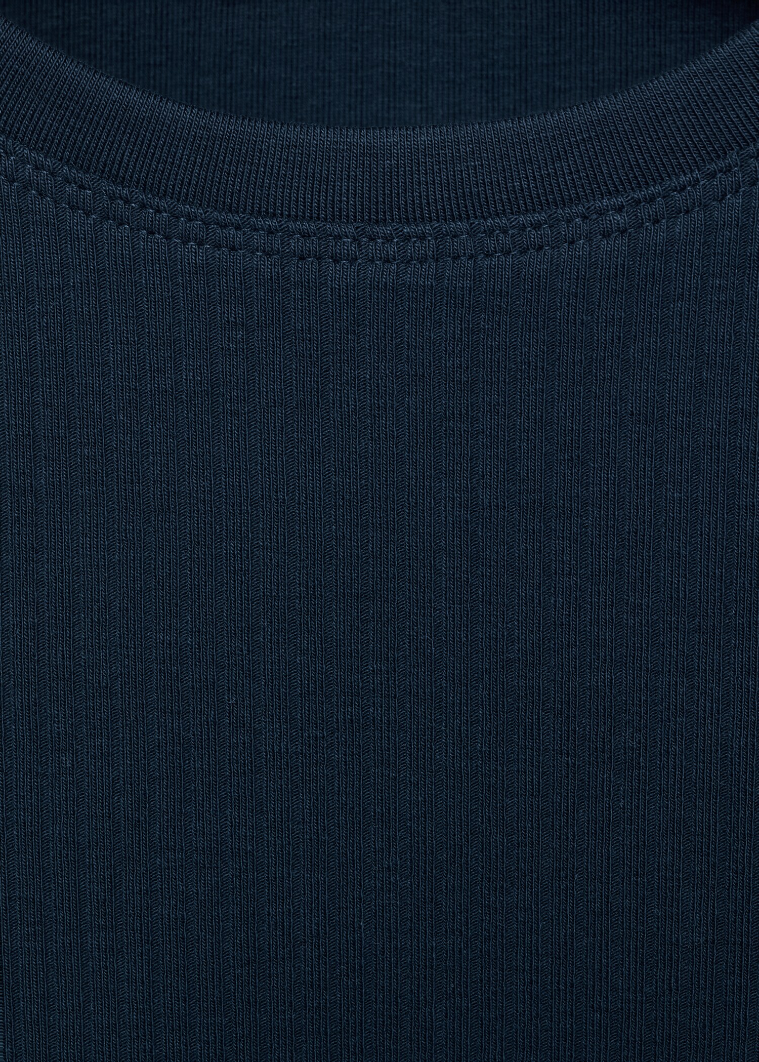Ribbed cotton T-shirt - Details of the article 8