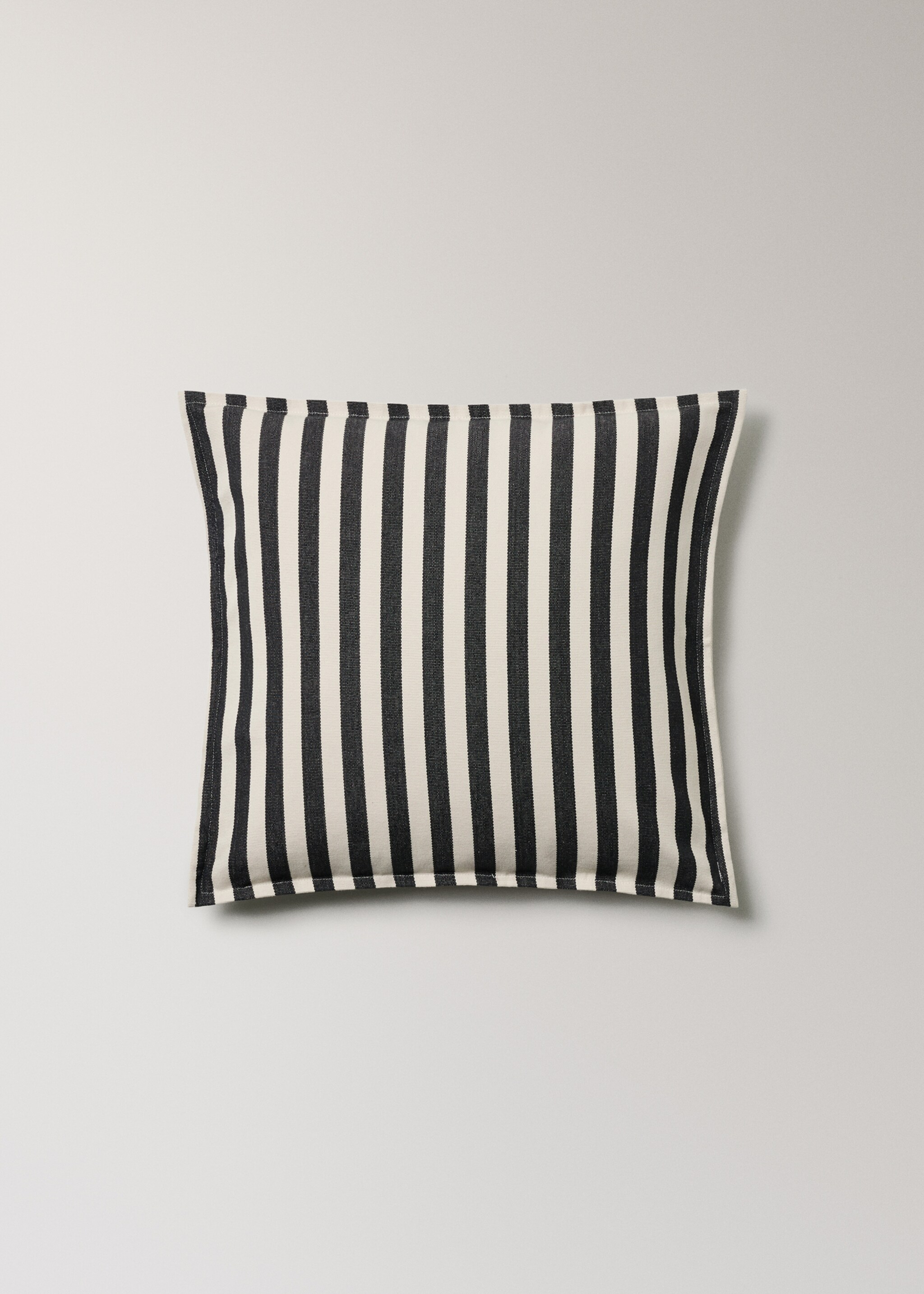 Cotton two-tone cushion cover with woven stripes 50x50 cm - Article without model, Dark Grey. Ref: 17003319-00.