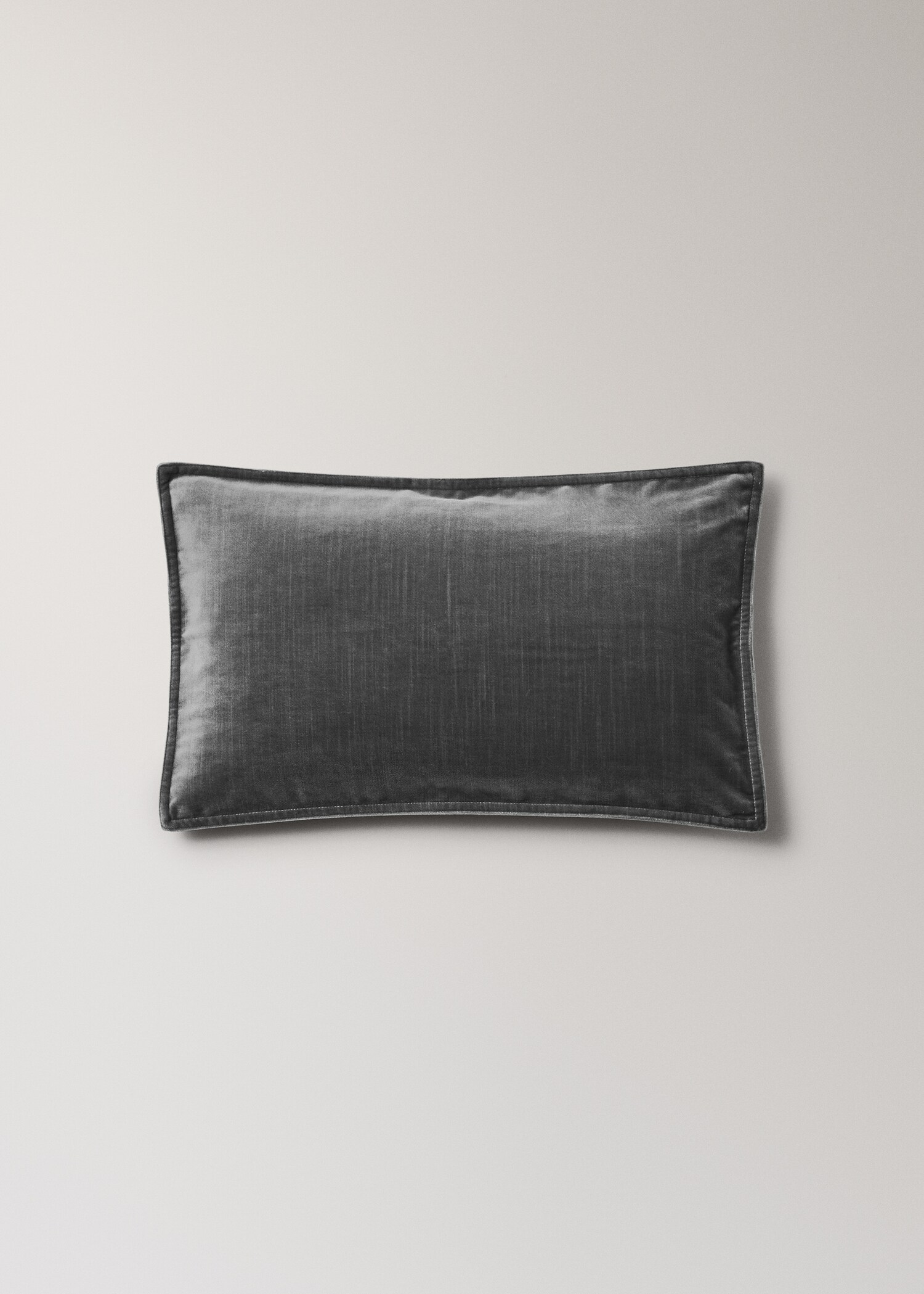 Kissenbezug aus Samt, 30 x 50 cm - Artikel ohne Model