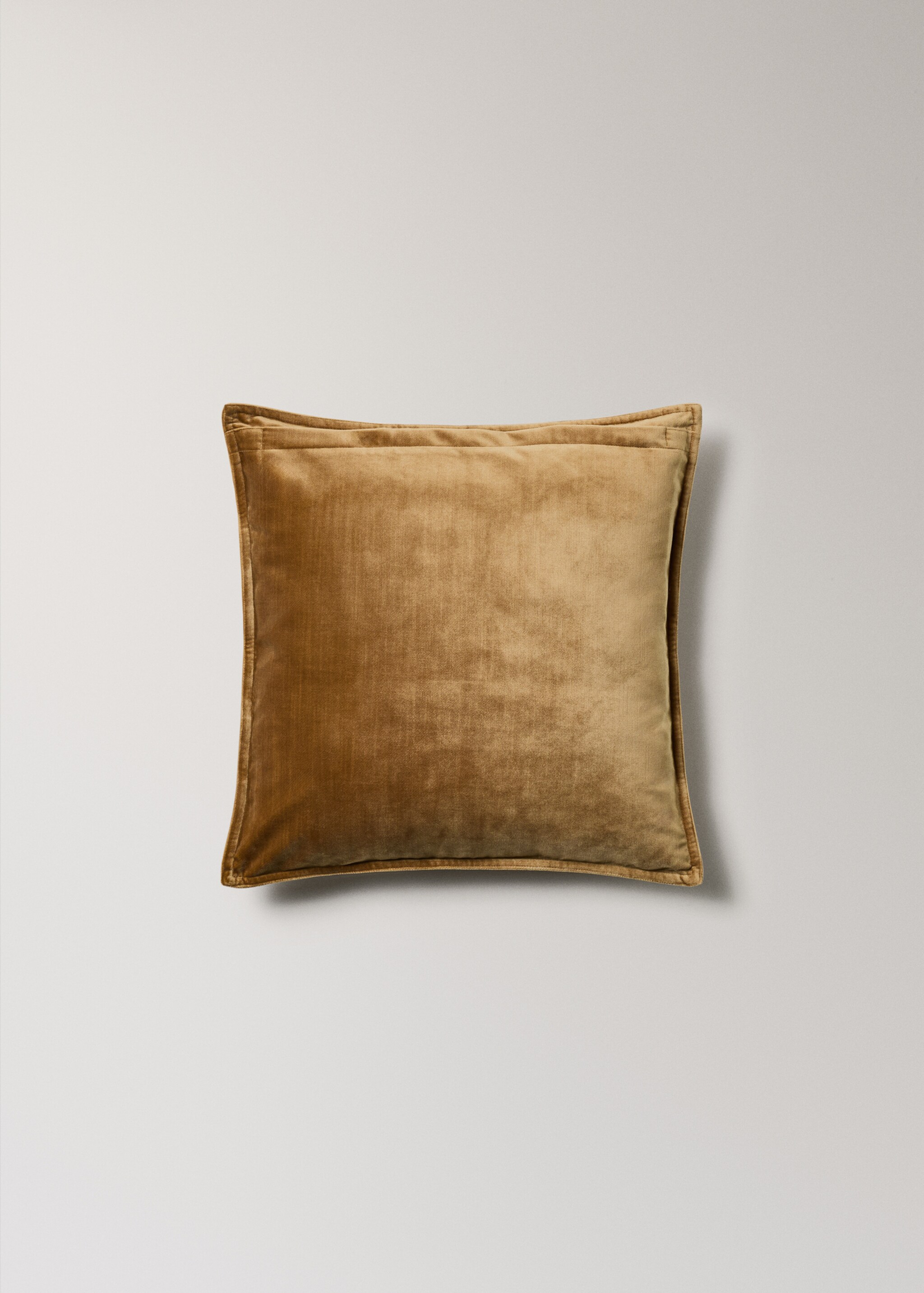 Cushion case primula - Details of the article 1, Light/Pastel Brown. Ref: 17003322-00.