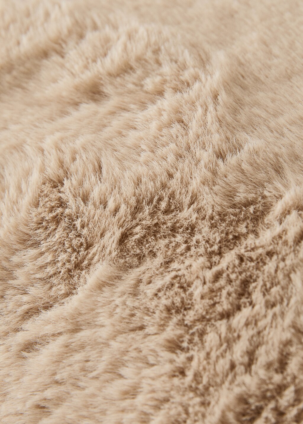 Faux-fur textured cushion cover 30x50 cm