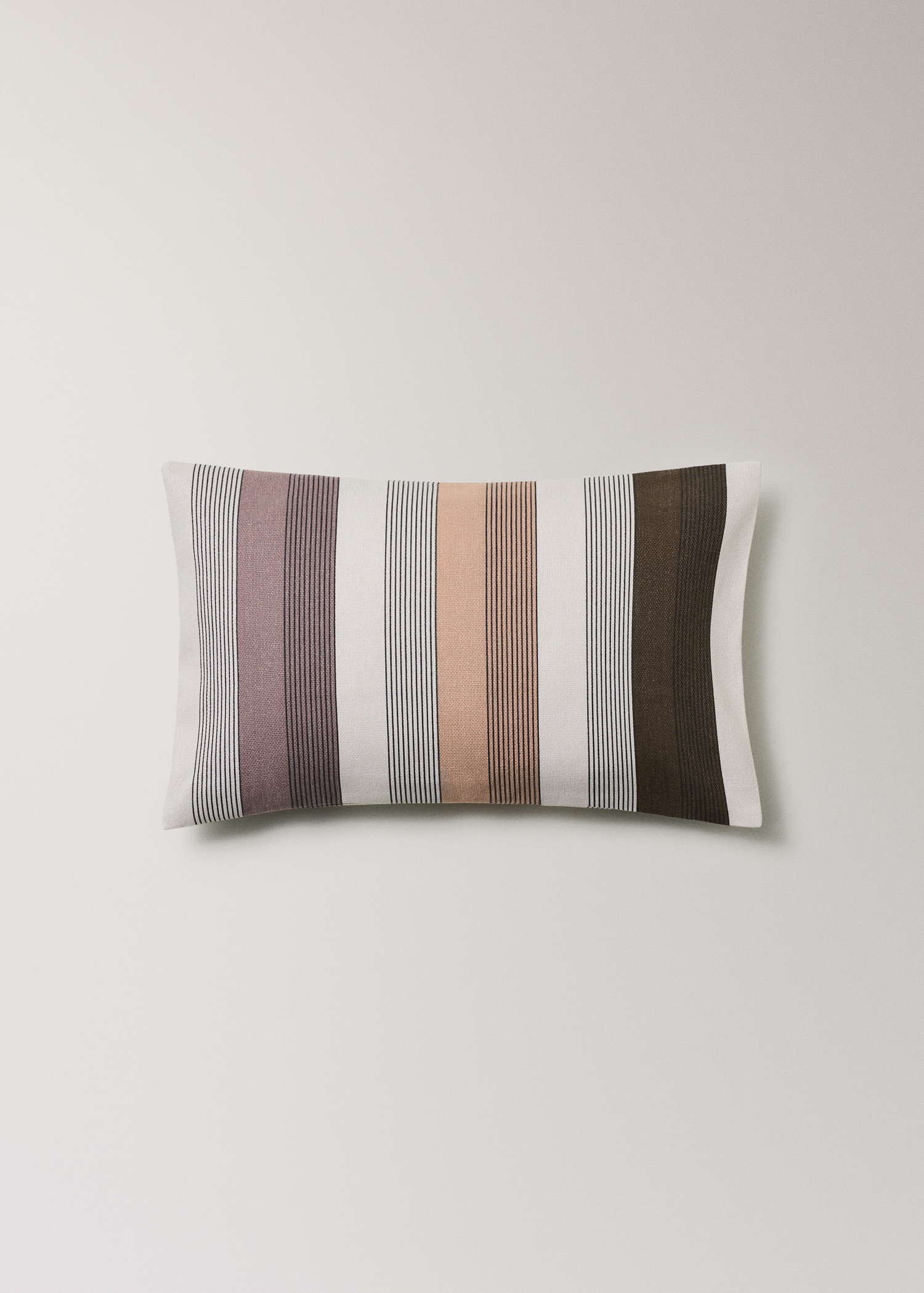 Baumwoll-Kissenhülle mit mehrfarbigem Streifenmuster 30 x 50 cm - Artikel ohne Model