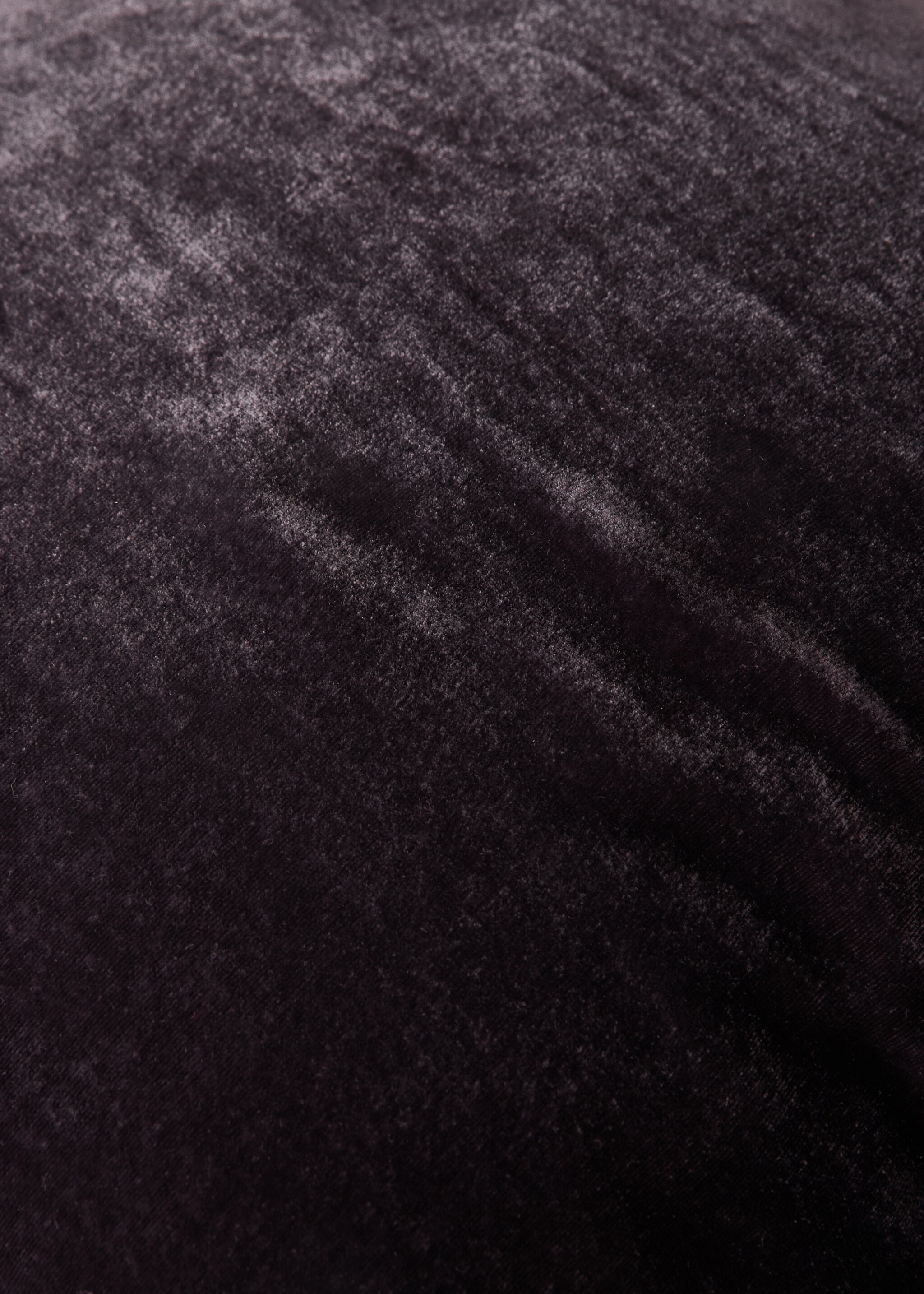 Velvet silk cushion cover 45x45 cm - Details of the article 3, Blackberry. Ref: 17003334-00.