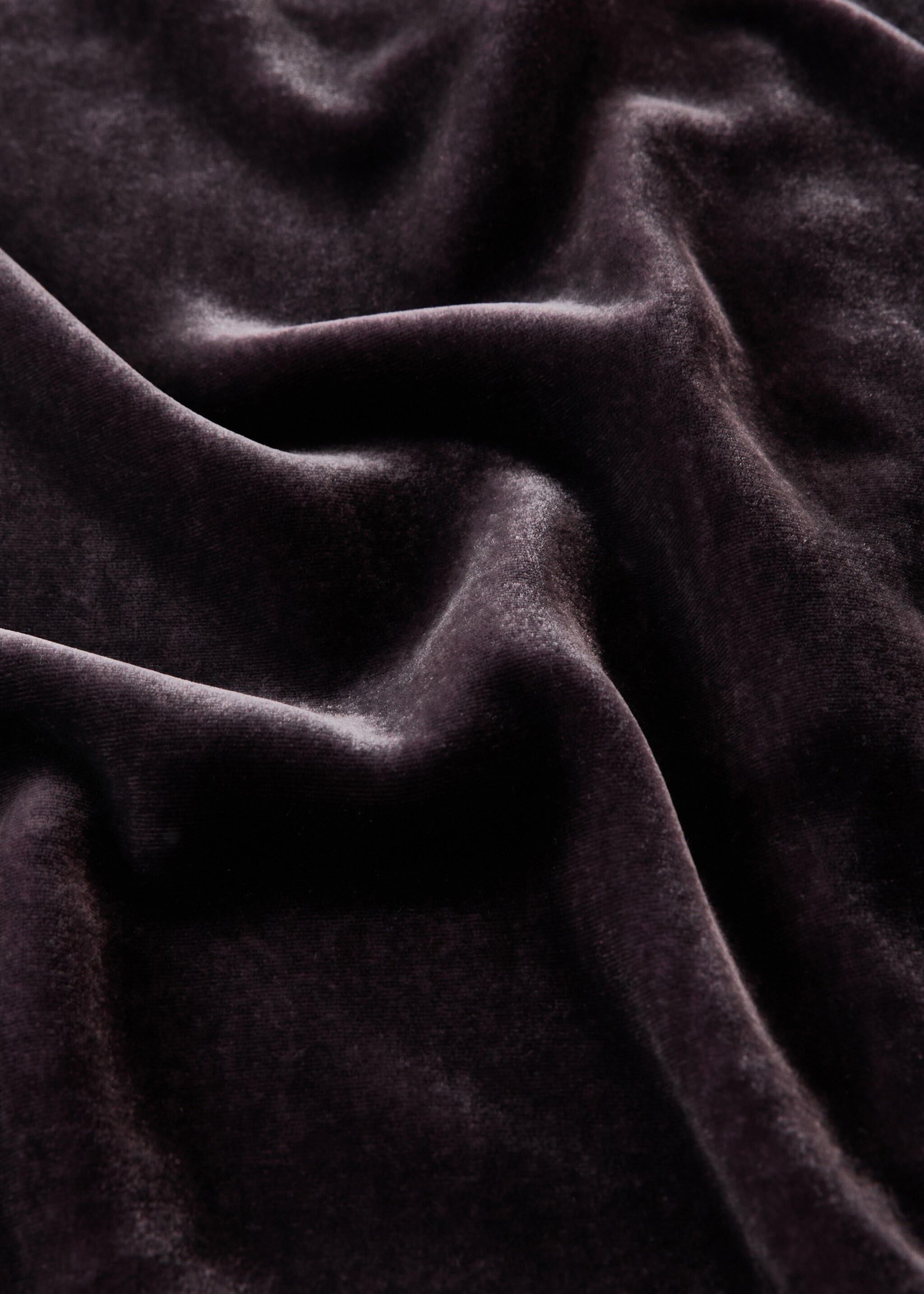 Velvet silk cushion cover 45x45 cm - Details of the article 4, Blackberry. Ref: 17003334-00.